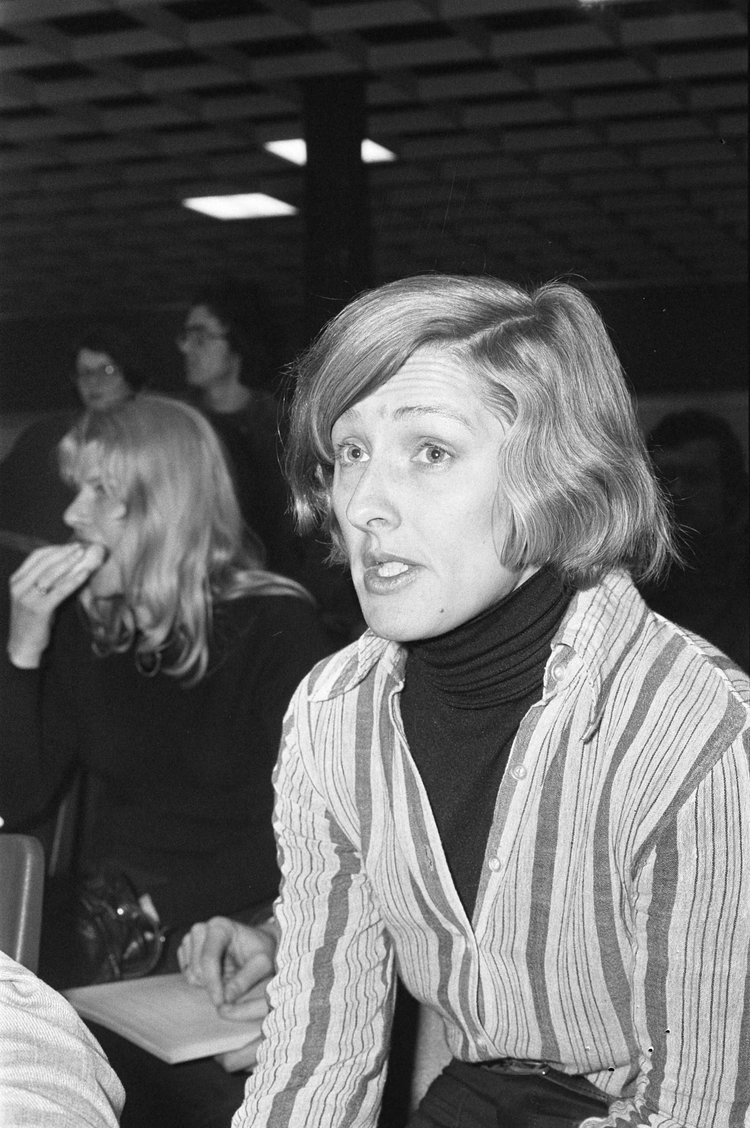 Fotocollectie Anefo — PPR-congres in Utrecht; nieuwe partijvoorzitter Ria Beckers (kop) — Foto: Croes, Rob C. / Anefo. Licentie: Set B: Rechtenvrij / Publiek Domein. Bron: Nationaal Archief. http://hdl.handle.net/10648/ac5bfe3c-d0b4-102d-bcf8-003048976d84