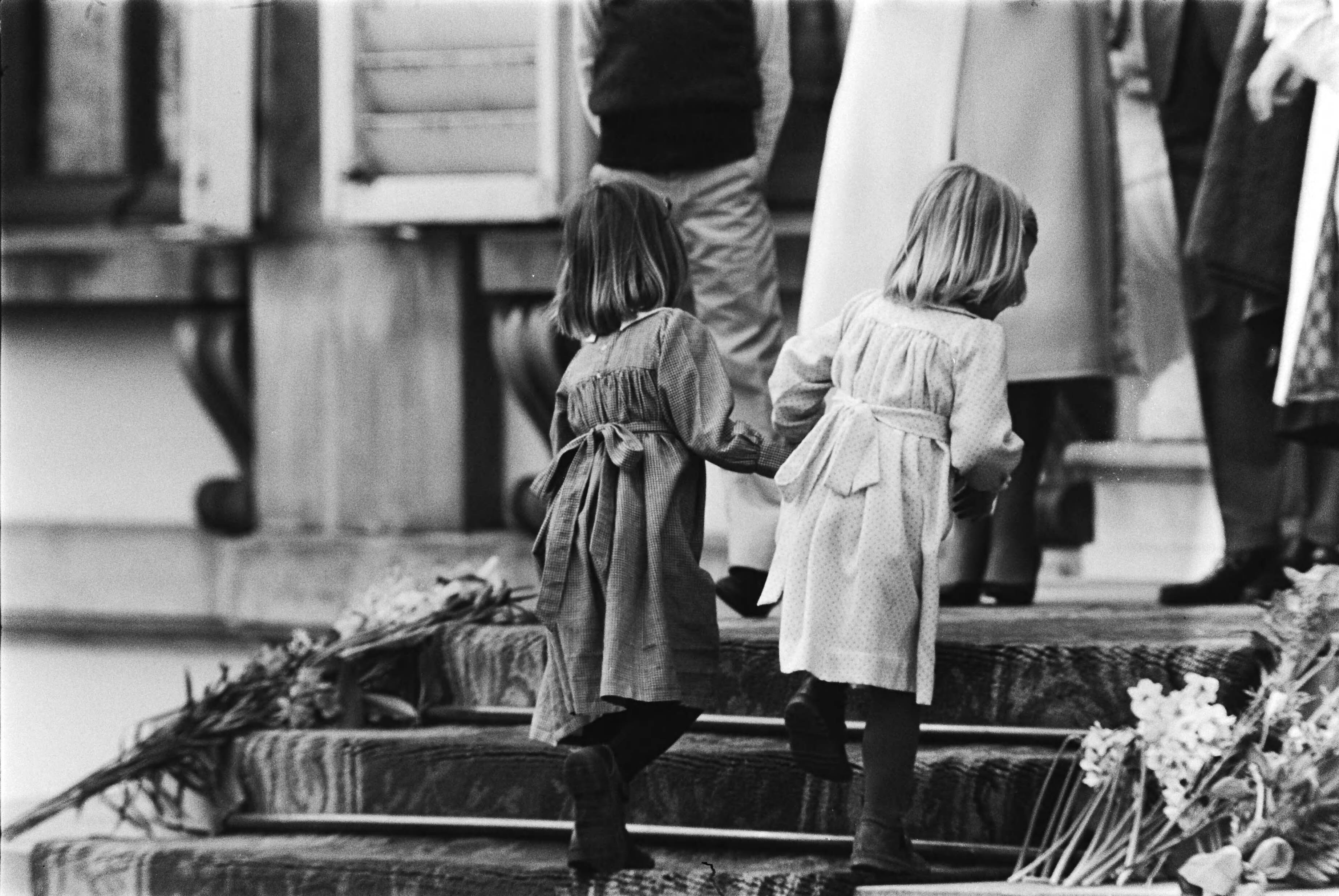 Fotocollectie Anefo — Defile Soestdijk 78 — Foto: Verhoeff, Bert / Anefo. Licentie: Set B: Rechtenvrij / Publiek Domein. Bron: Nationaal Archief. http://hdl.handle.net/10648/acb1a4c2-d0b4-102d-bcf8-003048976d84