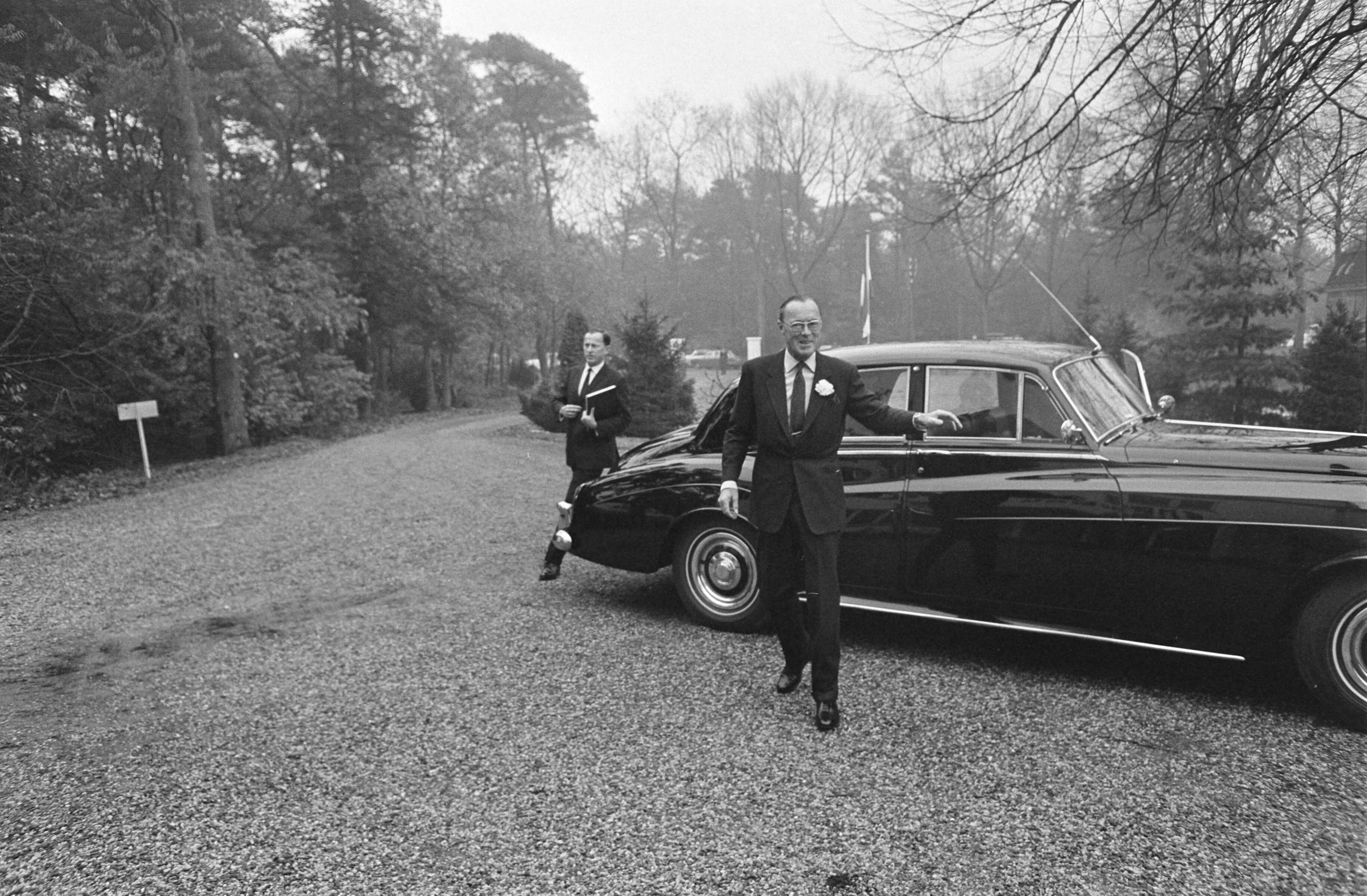 Fotocollectie Anefo — Prins Bernhard opende "Neclenburgh" drive-in voor Exportvoorlichting te Soest — Foto: Kroon, Ron / Anefo. Licentie: Set B: Rechtenvrij / Publiek Domein. Bron: Nationaal Archief. http://hdl.handle.net/10648/ab55817a-d0b4-102d-bcf8-003048976d84