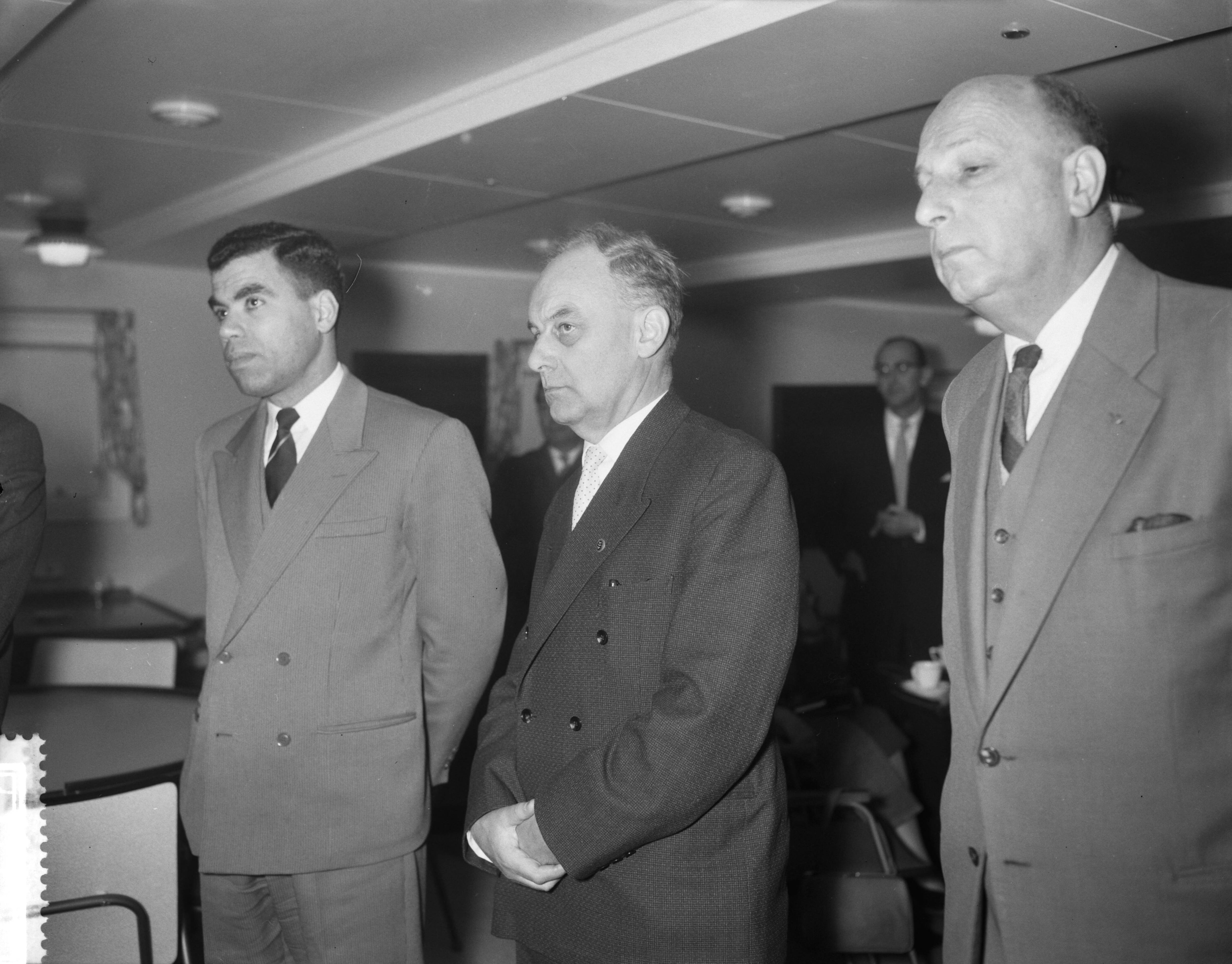 Fotocollectie Anefo — Overdracht schip bij de Zaanlandse Scheepsbouw Maatschappij te Zaandam — Foto: Bilsen, Joop van / Anefo. Licentie: Set B: Rechtenvrij / Publiek Domein. Bron: Nationaal Archief. http://hdl.handle.net/10648/a9bf7514-d0b4-102d-bcf8-003048976d84