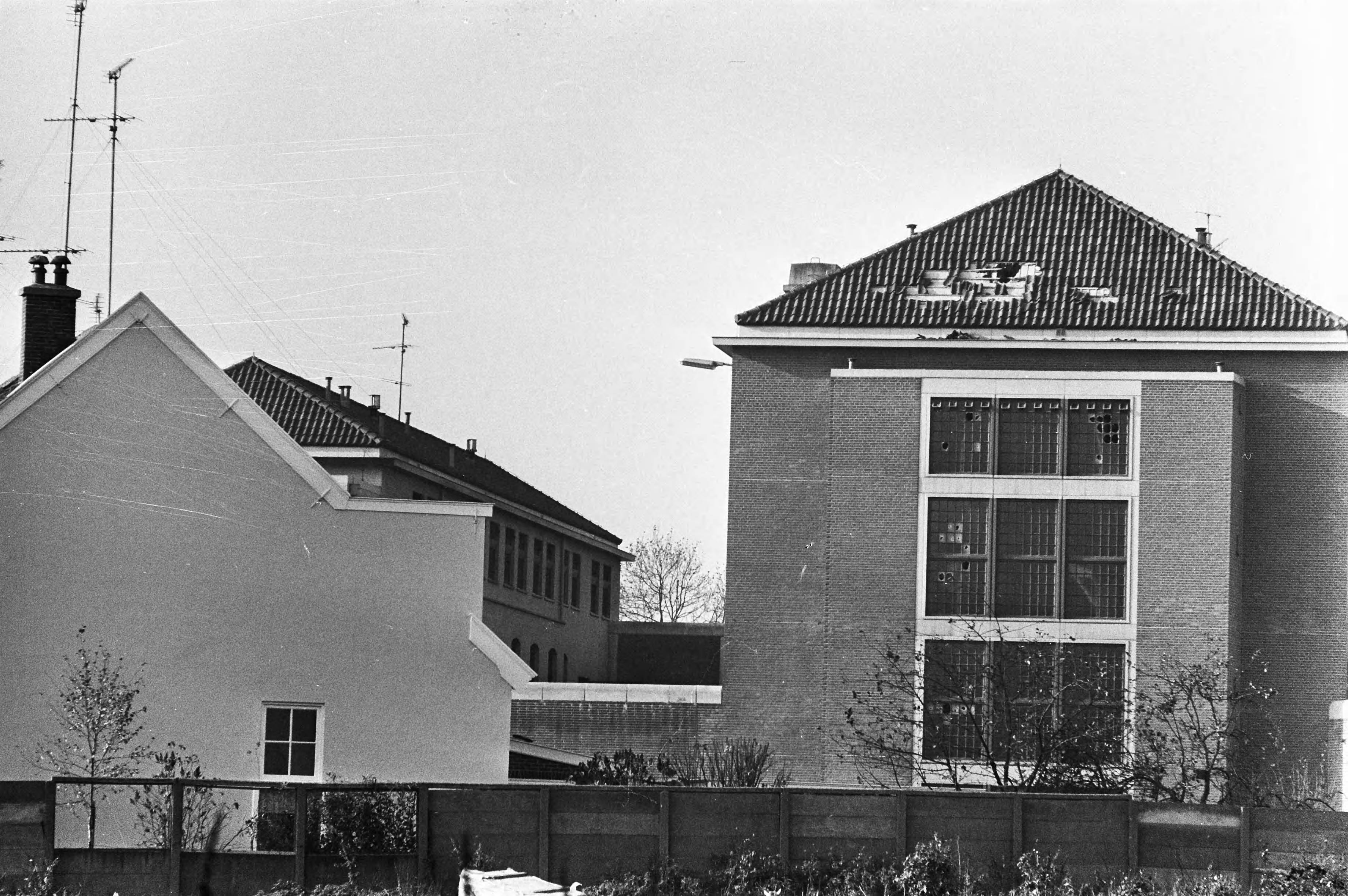 Fotocollectie Anefo — Rellen in Huis van Bewaring Groningen, overzicht Huis van Bewaring — Foto: Mieremet, Rob / Anefo. Licentie: Set B: Rechtenvrij / Publiek Domein. Bron: Nationaal Archief. http://hdl.handle.net/10648/abd5e5fe-d0b4-102d-bcf8-003048976d84