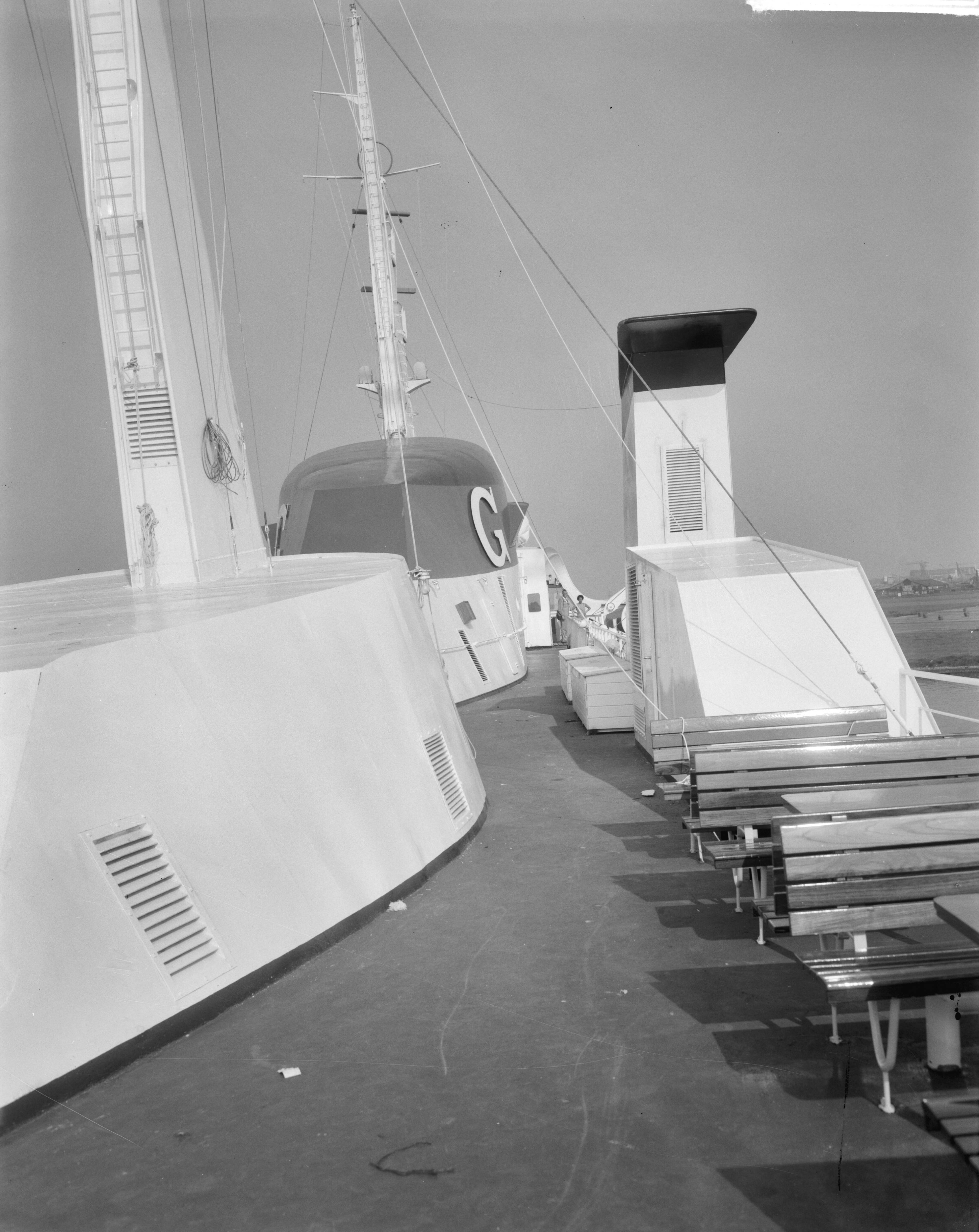 Fotocollectie Anefo — Overdracht van de veerboot "Visby" (opdracht Zaanlandse Scheepsbouw Maatschappij) — Foto: Bilsen, Joop van / Anefo. Licentie: Set B: Rechtenvrij / Publiek Domein. Bron: Nationaal Archief. http://hdl.handle.net/10648/aa6f3350-d0b4-102d-bcf8-003048976d84