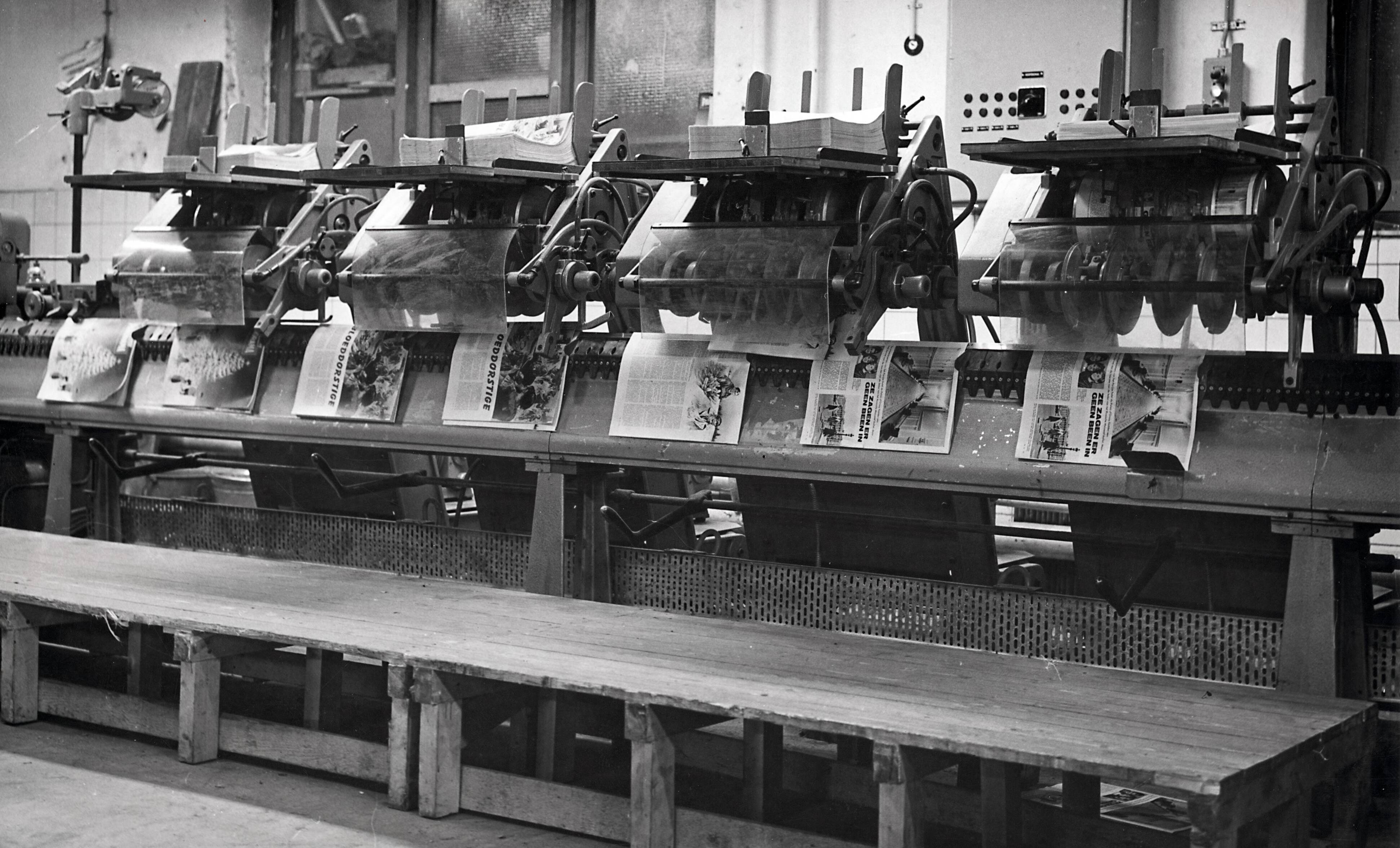 Collectie nader te bepalen — [Serie Bedrijfsvoering Spaarnestad] — Foto: Fotograaf Onbekend / Fotobureau onbekend / Spaarnestad Photo (05887). Licentie: Set B: Rechtenvrij / Publiek Domein. Bron: Nationaal Archief. http://hdl.handle.net/10648/35429da6-42b2-a382-e063-6df0900a6686