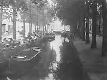 Fotocollectie Elsevier Binnenland — Brouwersgracht te Den Haag — Foto: Onbekend / Publiek Domein of Rechtenvrij. Licentie: Set B: Rechtenvrij / Publiek Domein. Bron: Nationaal Archief. http://hdl.handle.net/10648/addf75d6-d0b4-102d-bcf8-003048976d84