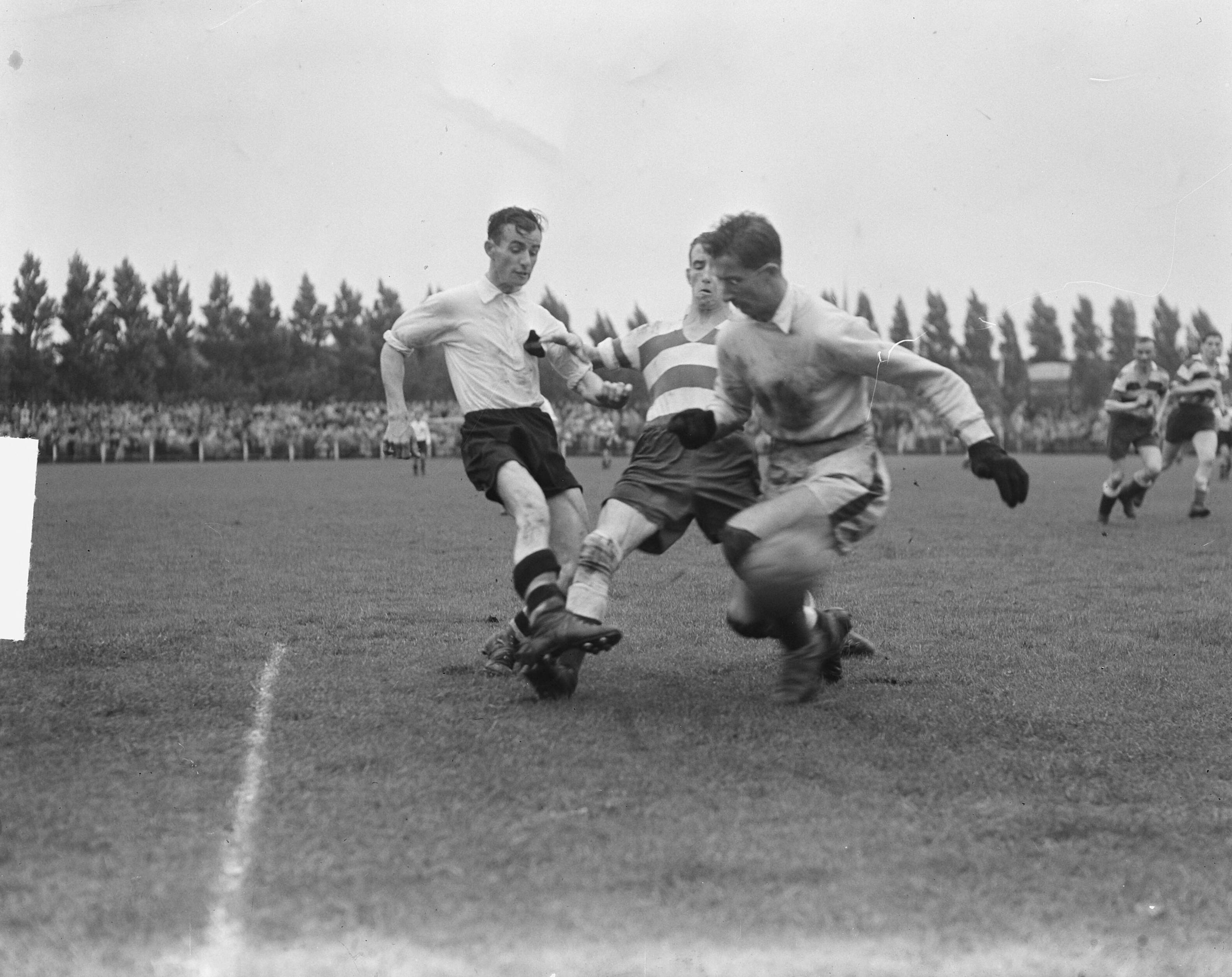 Fotocollectie Anefo — Voetbal. NAC tegen Xerxes 3-2. Spelmoment — Foto: Noske, J.D. / Anefo. Licentie: Set B: Rechtenvrij / Publiek Domein. Bron: Nationaal Archief. http://hdl.handle.net/10648/a8df9f34-d0b4-102d-bcf8-003048976d84
