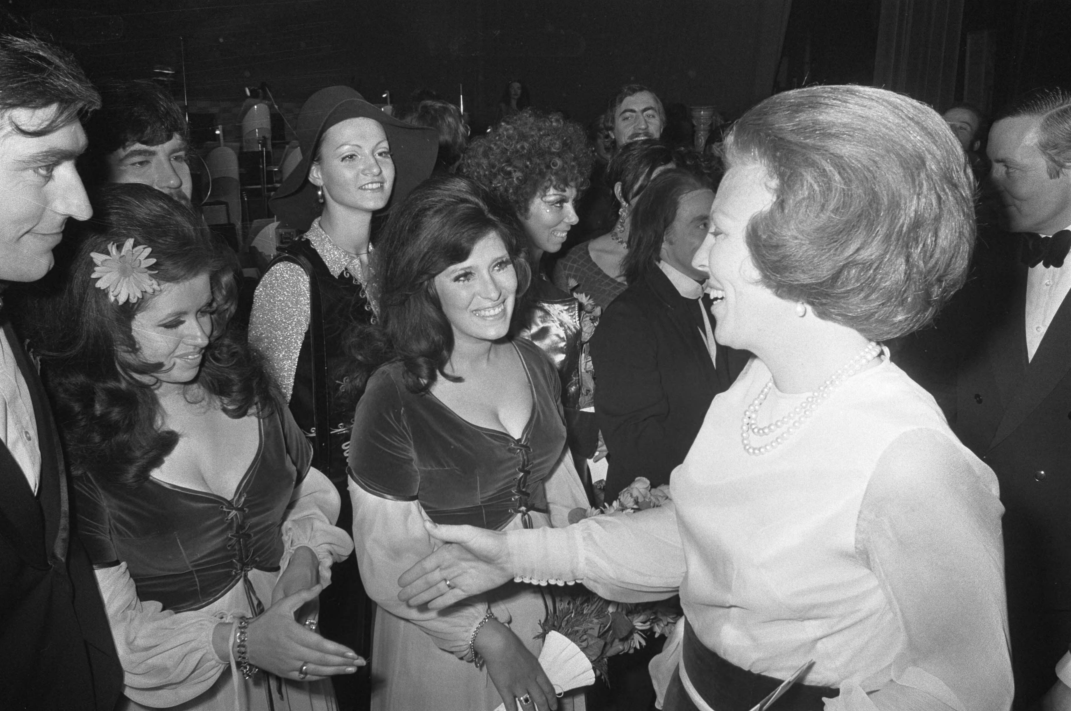 Fotocollectie Anefo — Prinses Beatrix en Prins Claus wonen Uniceffeest bij in Congresgebouw Den Haag — Foto: Mieremet, Rob / Anefo. Licentie: Set B: Rechtenvrij / Publiek Domein. Bron: Nationaal Archief. http://hdl.handle.net/10648/abd6a872-d0b4-102d-bcf8-003048976d84