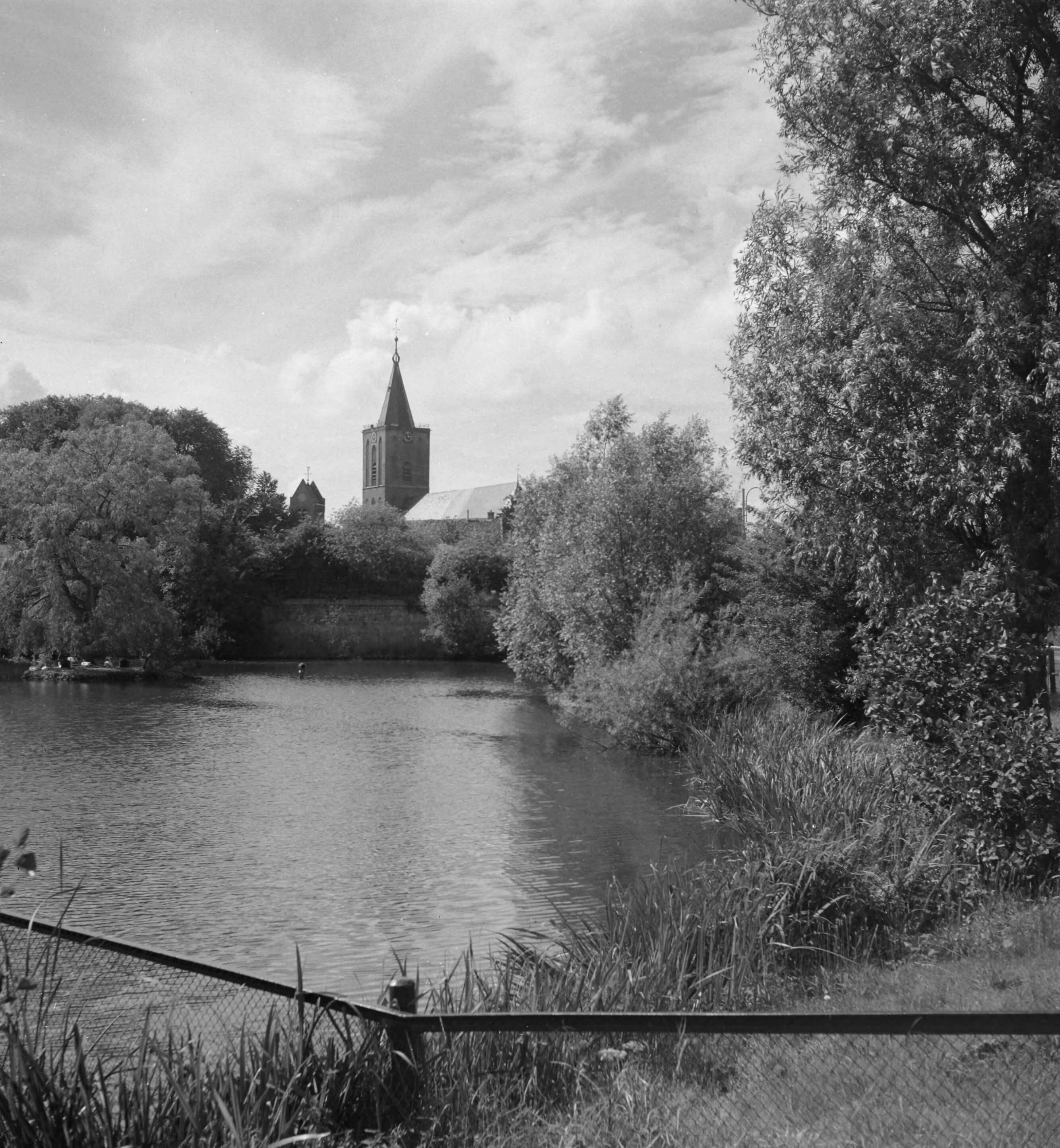 Fotocollectie Anefo — Naarden 600 jaar — Foto: Noske, J.D. / Anefo. Licentie: Set B: Rechtenvrij / Publiek Domein. Bron: Nationaal Archief. http://hdl.handle.net/10648/a8dcb918-d0b4-102d-bcf8-003048976d84