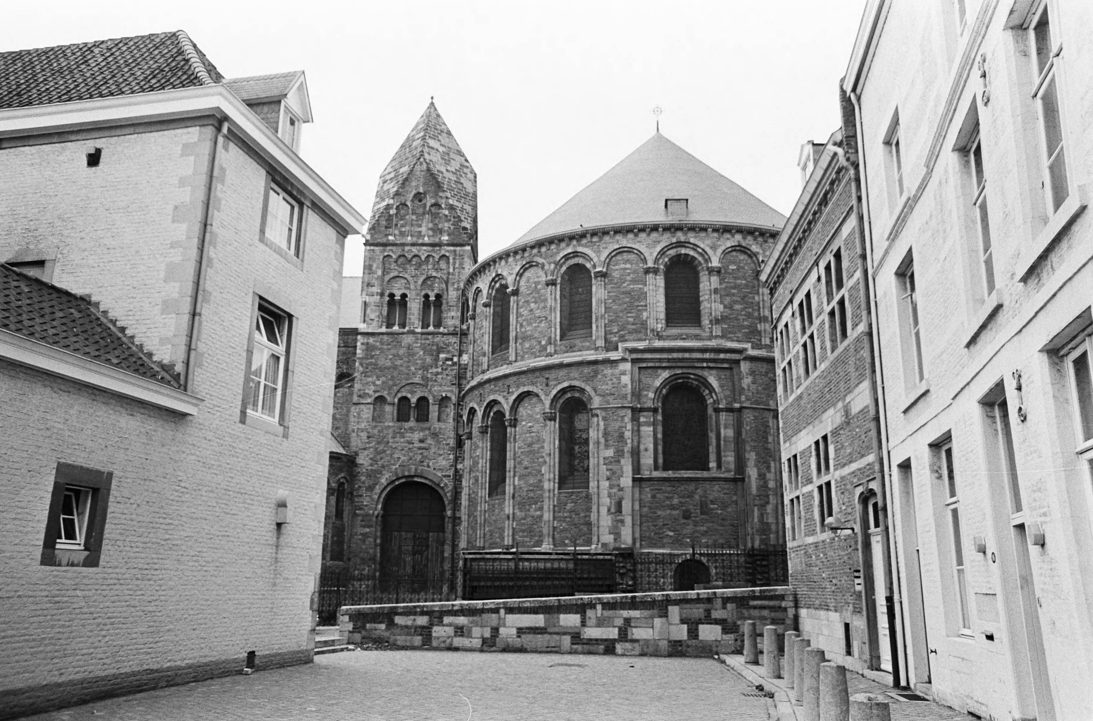Fotocollectie Anefo — Maastricht, stadsgezichten — Foto: Nijs, Jac. de / Anefo. Licentie: Set B: Rechtenvrij / Publiek Domein. Bron: Nationaal Archief. http://hdl.handle.net/10648/ab2919dc-d0b4-102d-bcf8-003048976d84