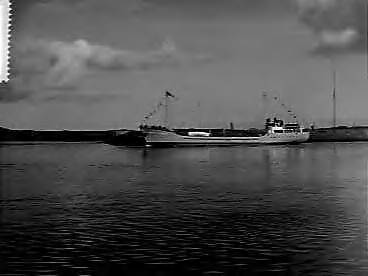 Fotocollectie Anefo — Proefvaart m.s. "Geertruid Margaretha" van de Zaanlandse Scheepsbouw Maatschappij — Foto: Rossem, Wim van / Anefo. Licentie: Set B: Rechtenvrij / Publiek Domein. Bron: Nationaal Archief. http://hdl.handle.net/10648/a96c3246-d0b4-102d-bcf8-003048976d84