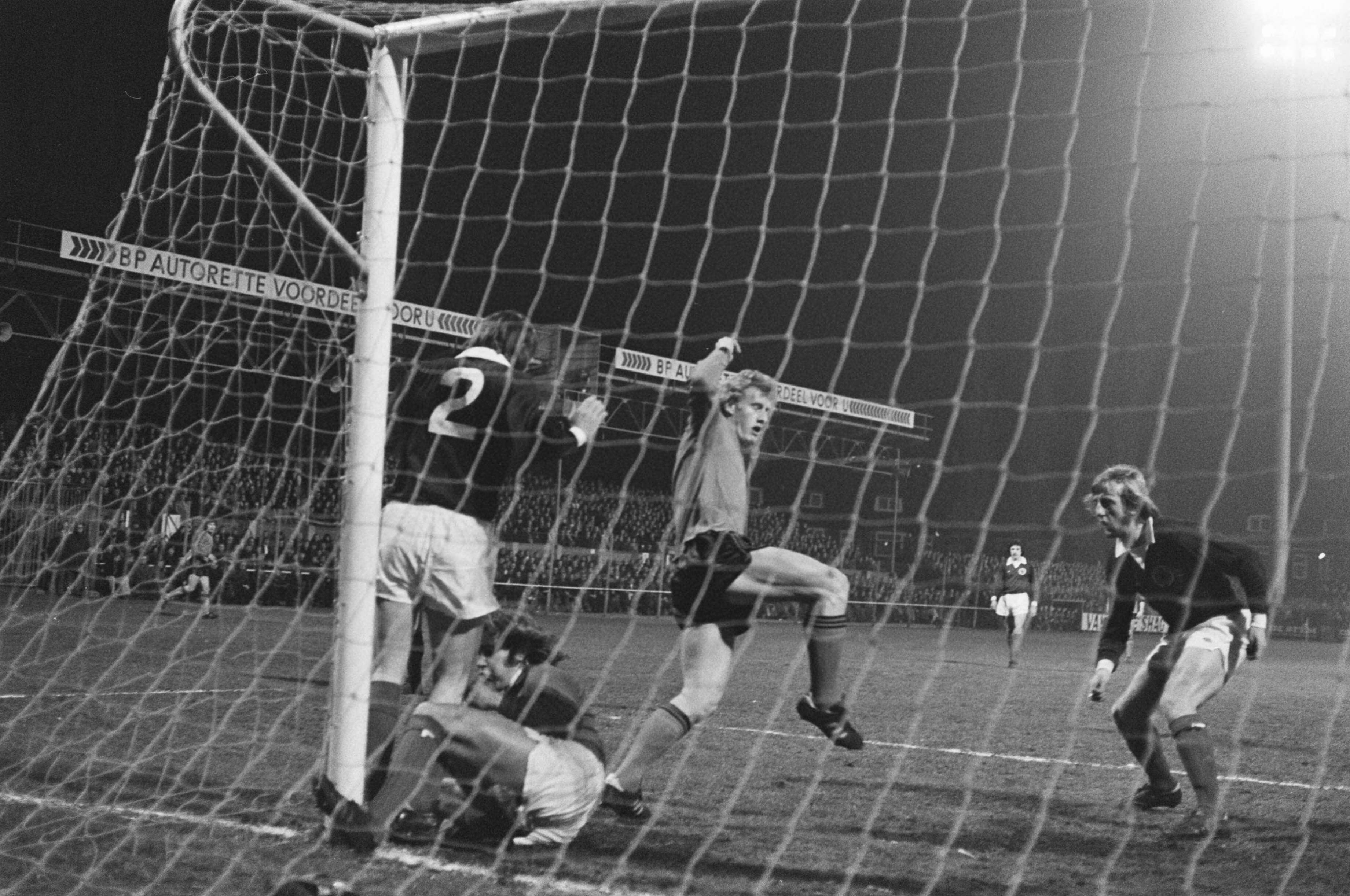 Fotocollectie Anefo — Jong Oranje tegen Jong Schotland 2-0 (Breda); spelmomenten — Foto: Verhoeff, Bert / Anefo. Licentie: Set B: Rechtenvrij / Publiek Domein. Bron: Nationaal Archief. http://hdl.handle.net/10648/ac7d76e8-d0b4-102d-bcf8-003048976d84