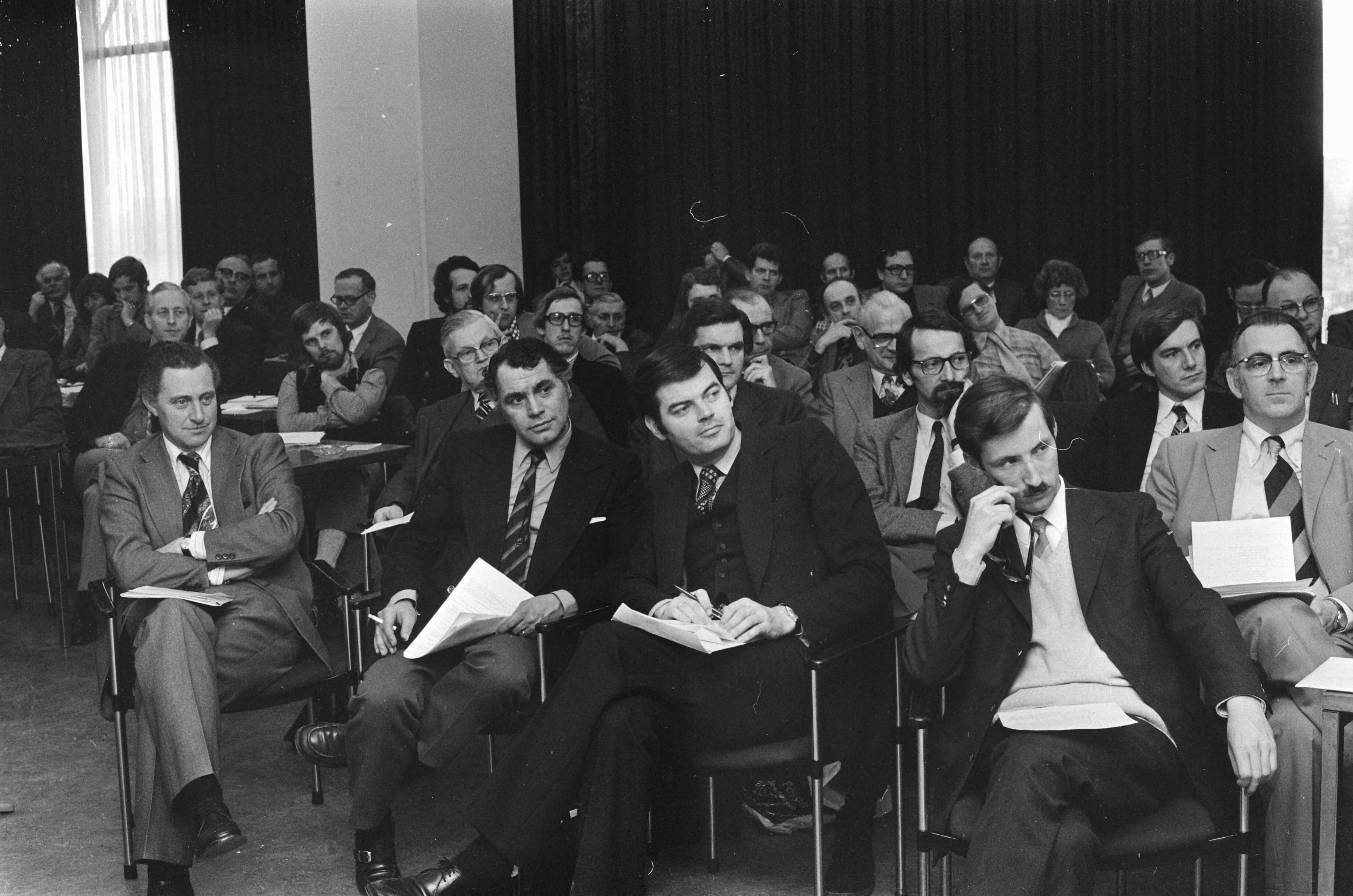 Fotocollectie Anefo — CDA-studiedag in Utrecht; overzicht (Opdracht Nederlandse Gedachten ) — Foto: Mieremet, Rob / Anefo. Licentie: Set B: Rechtenvrij / Publiek Domein. Bron: Nationaal Archief. http://hdl.handle.net/10648/ac658c68-d0b4-102d-bcf8-003048976d84