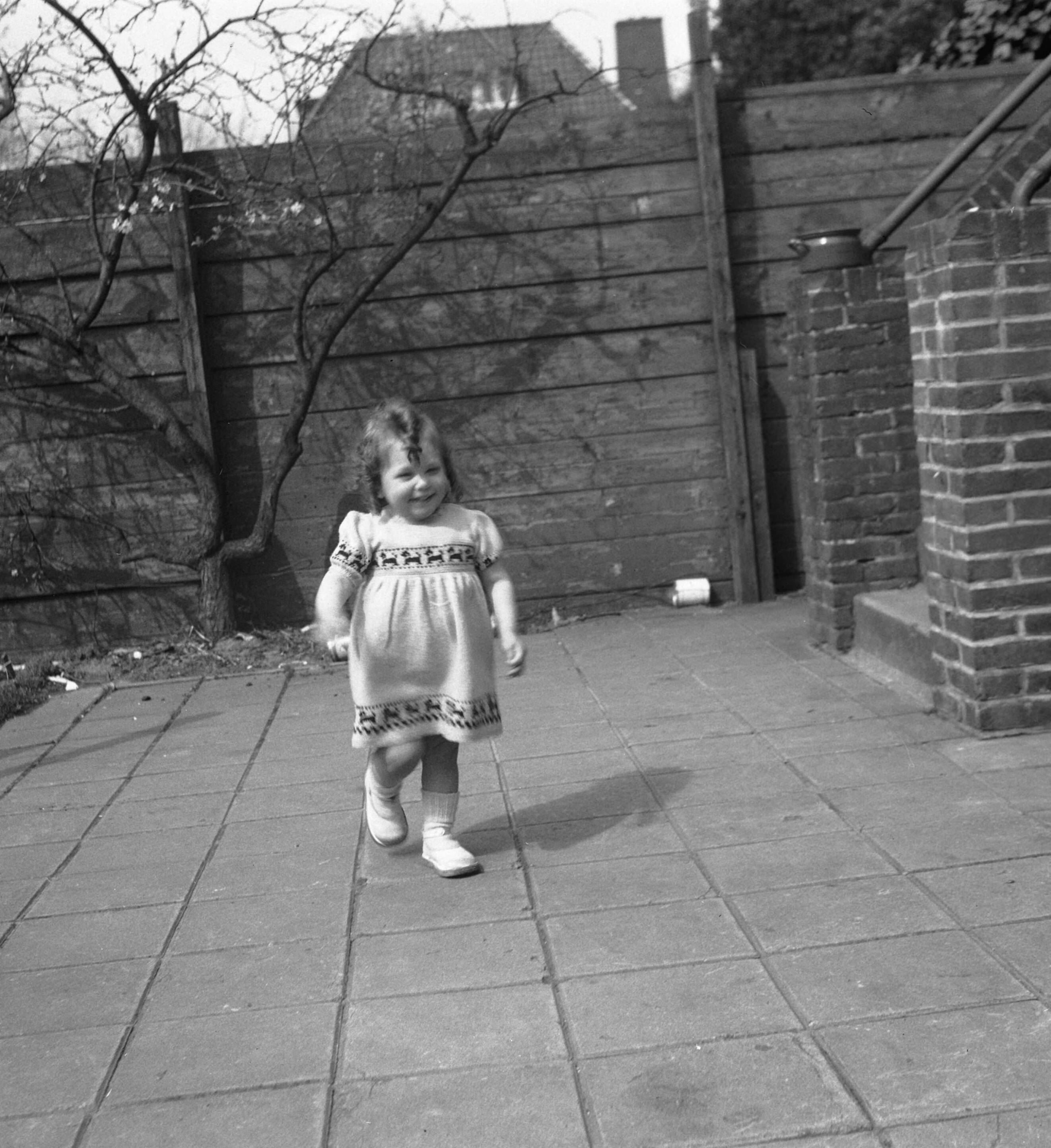 Fotocollectie Anefo — Kindje Werner (Zeist) — Foto: Merk, Ben / Anefo. Licentie: Set B: Rechtenvrij / Publiek Domein. Bron: Nationaal Archief. http://hdl.handle.net/10648/a8c6c50e-d0b4-102d-bcf8-003048976d84