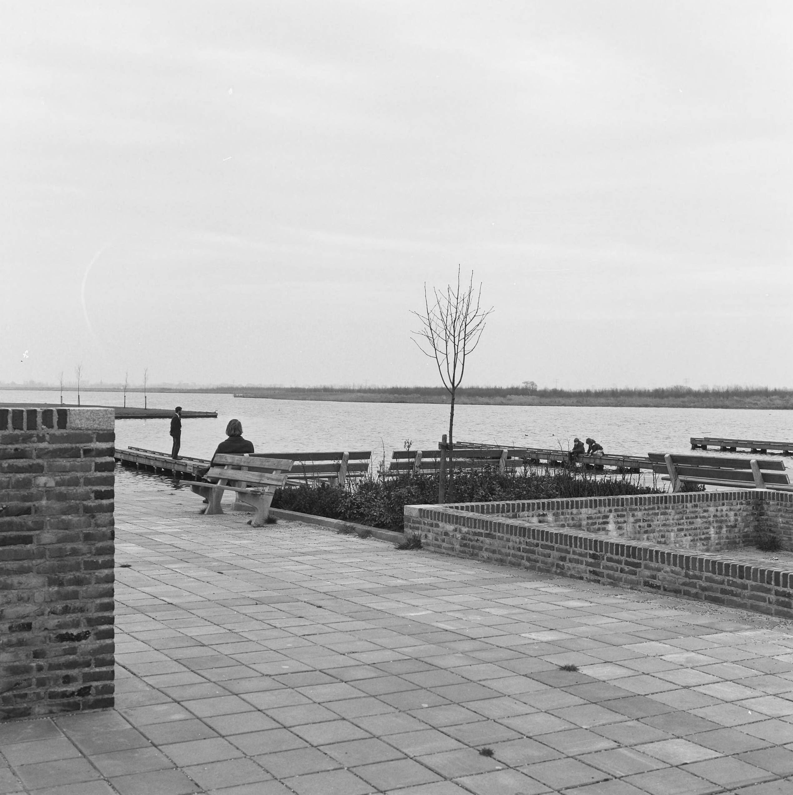 Fotocollectie Nederlandse Heidemaatschappij — Recreatiecomplex "de kleine wielen" Groene Ster gem. Leeuwarden — Foto: Fotograaf Onbekend / Heidemij. Licentie: Set B: Rechtenvrij / Publiek Domein. Bron: Nationaal Archief. http://hdl.handle.net/10648/ae8345a8-d0b4-102d-bcf8-003048976d84