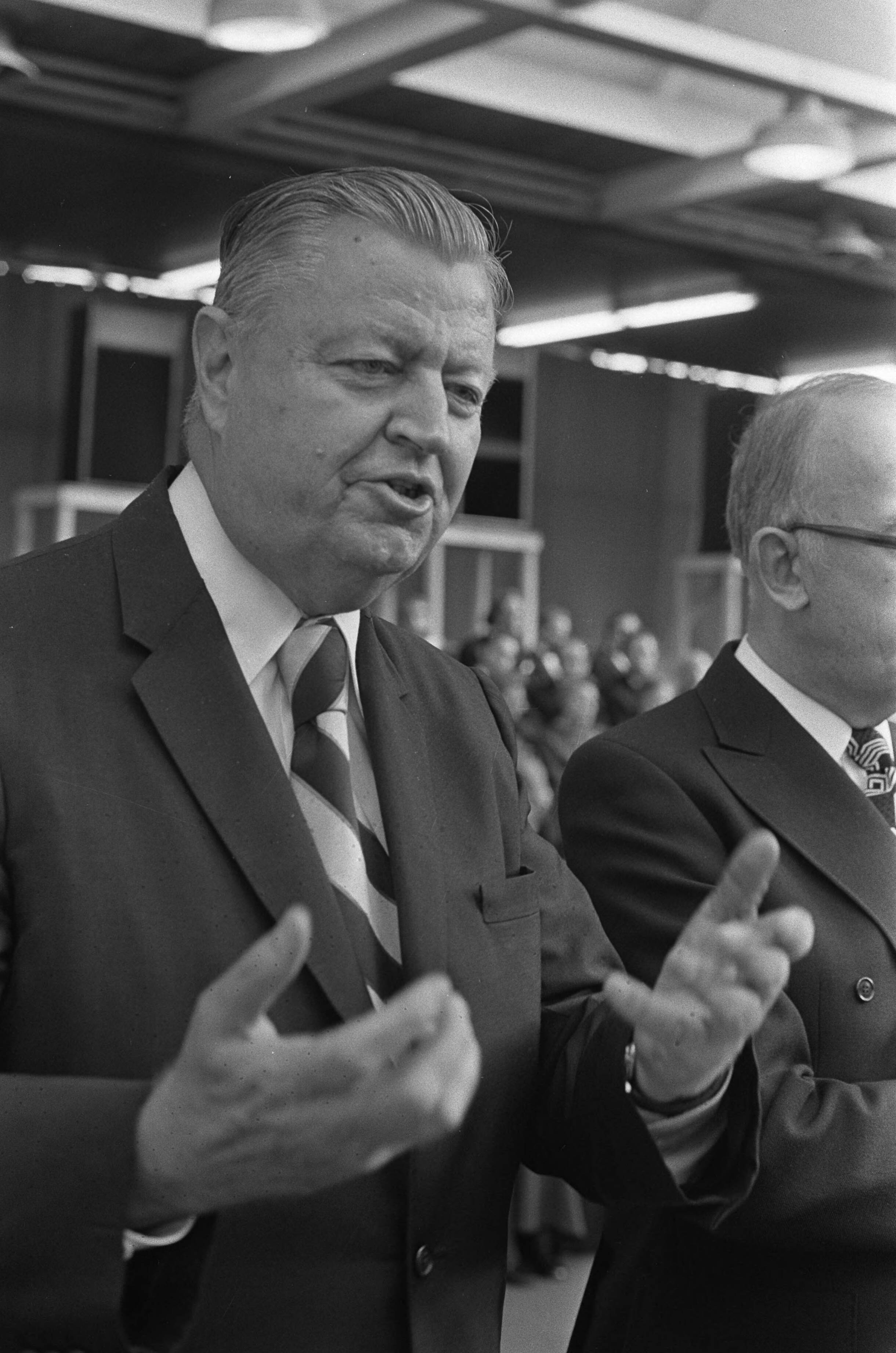 Fotocollectie Anefo — Reformatorische getuigenisdag van de Internationale Raad Christelijke Kerken in Utrecht, ICCC-voorzitter dr. Carl McIntire (kop) — Foto: Verhoeff, Bert / Anefo. Licentie: Set B: Rechtenvrij / Publiek Domein. Bron: Nationaal Archief. http://hdl.handle.net/10648/ac3809aa-d0b4-102d-bcf8-003048976d84