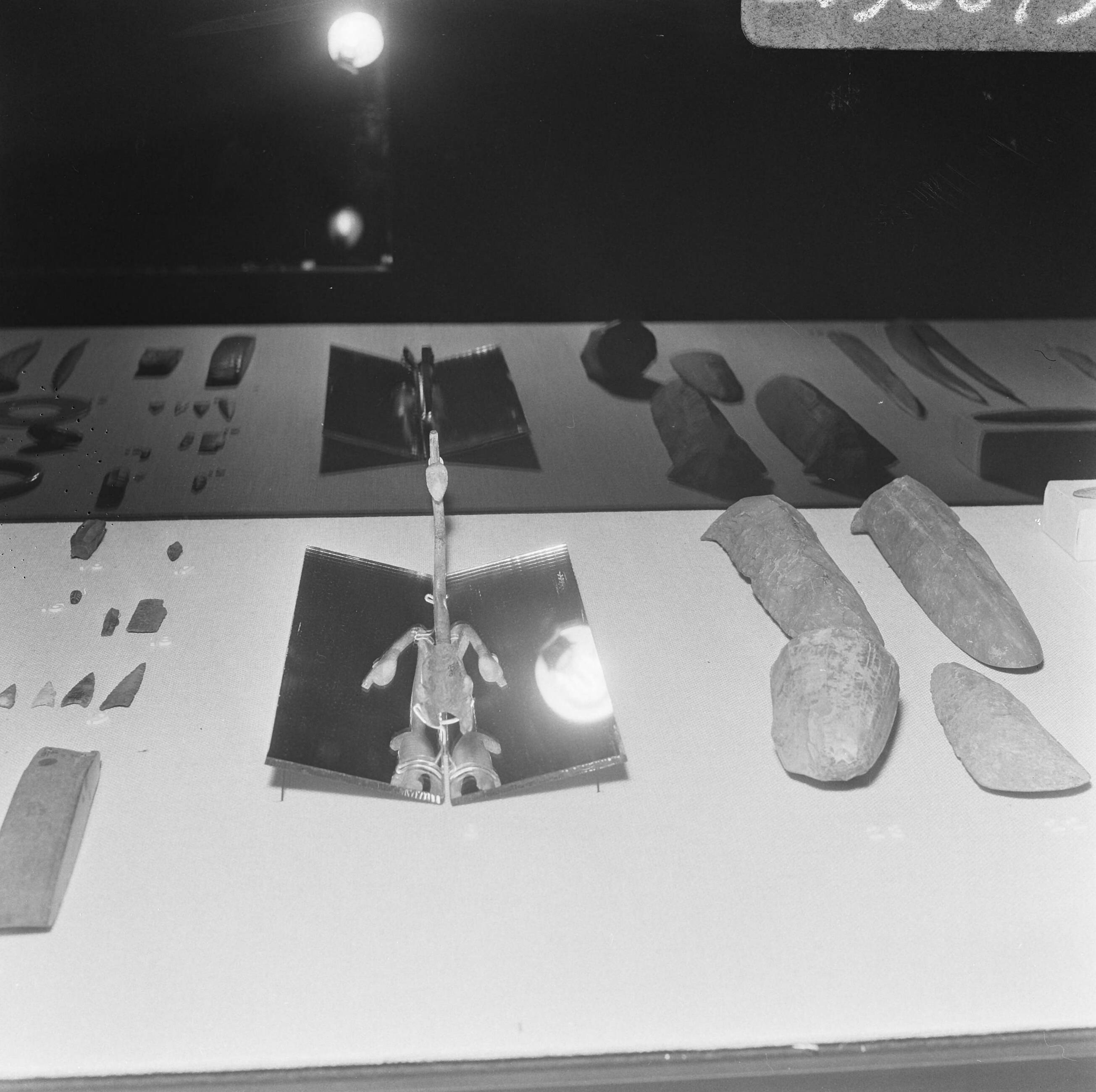 Tentoonstelling van Russische kunstschatten in het Gemeente Museum te Den Haag — Den Haag|Zuid-Holland|musea |kunstschatten|Gemeentemuseum Den Haag — Foto: Voets, Jan / Anefo. Licentie: Set B: Rechtenvrij / Publiek Domein. Bron: Nationaal Archief. http://hdl.handle.net/10648/aafe567a-d0b4-102d-bcf8-003048976d84