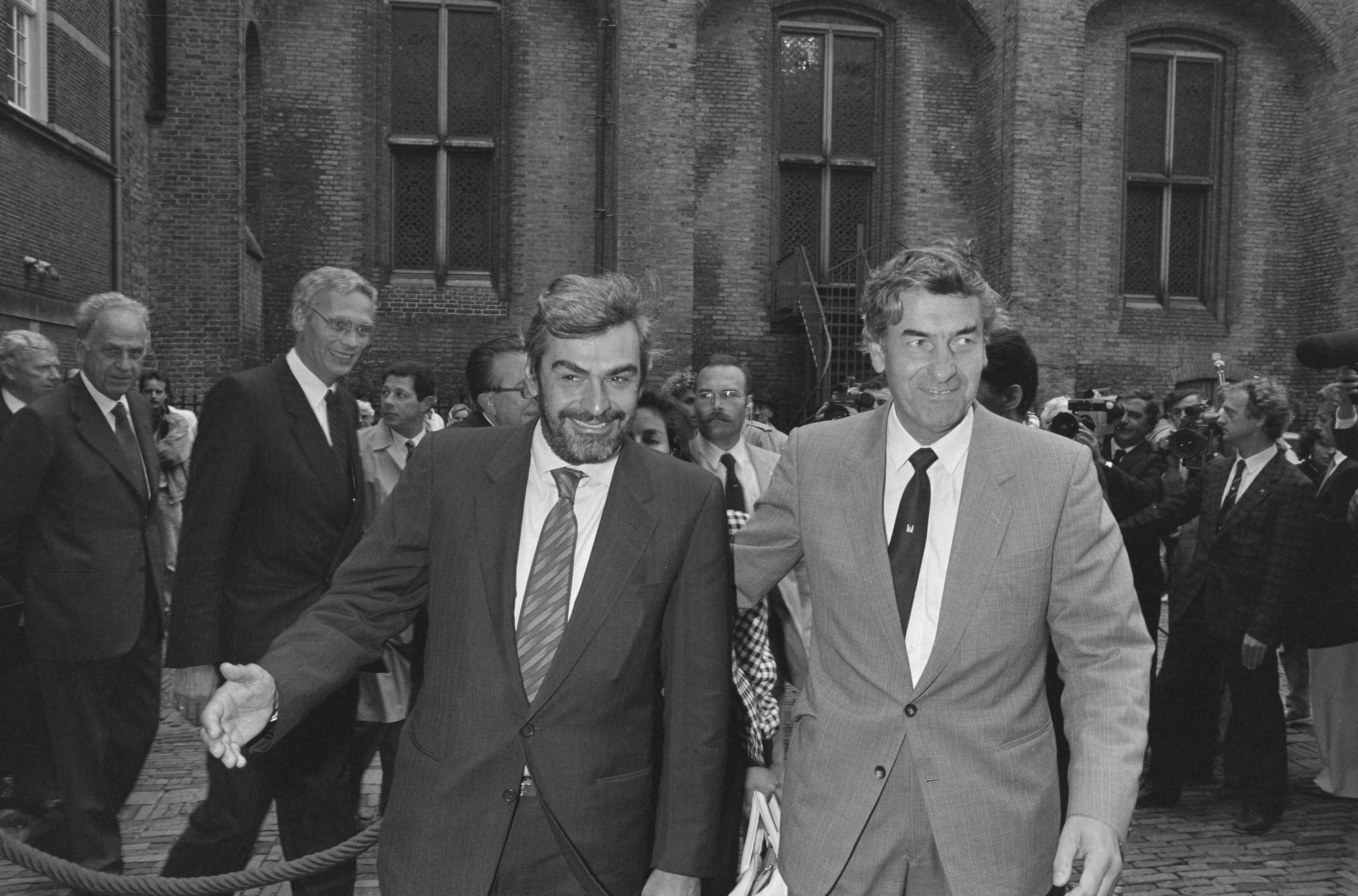 Fotocollectie Anefo — Italiaanse premier Joria bezoekt Den Haag ; Joria (l) en premier Lubbers (r) — Foto: Croes, Rob C. / Anefo. Licentie: Set B: Rechtenvrij / Publiek Domein. Bron: Nationaal Archief. http://hdl.handle.net/10648/ad63ee7a-d0b4-102d-bcf8-003048976d84