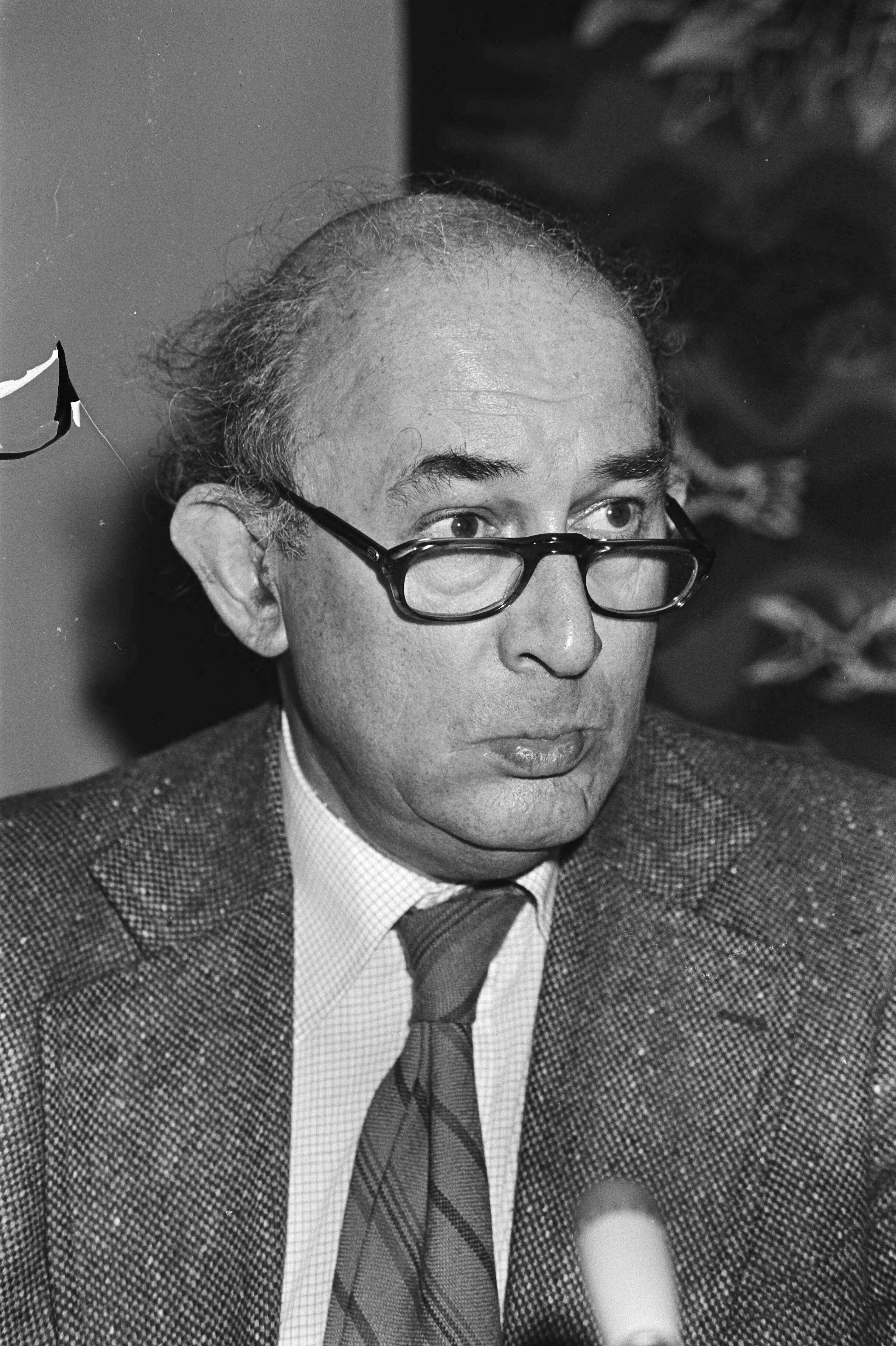 Fotocollectie Anefo — Vergadering in Den Haag van Raad van de Arbeidsmarkt, J. H. ter Horst (kop) — Foto: Dijk, Hans van / Anefo. Licentie: Set B: Rechtenvrij / Publiek Domein. Bron: Nationaal Archief. http://hdl.handle.net/10648/acf6de20-d0b4-102d-bcf8-003048976d84