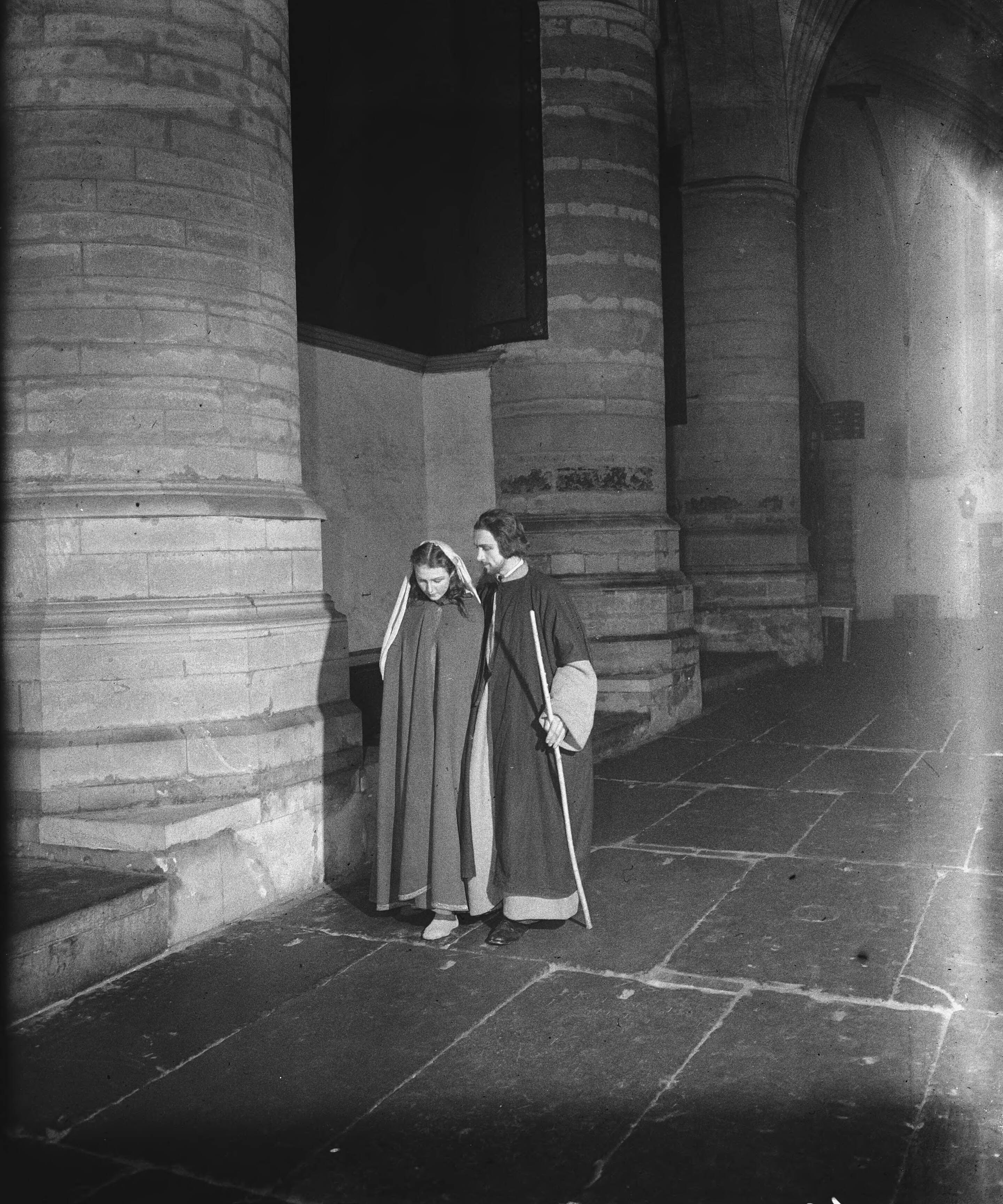 Fotocollectie Anefo — Kerstspel in de Grote of St. Bavokerk te Haarlem — Foto: Haren Noman, Theo van / Anefo. Licentie: Set B: Rechtenvrij / Publiek Domein. Bron: Nationaal Archief. http://hdl.handle.net/10648/a88fdbb6-d0b4-102d-bcf8-003048976d84