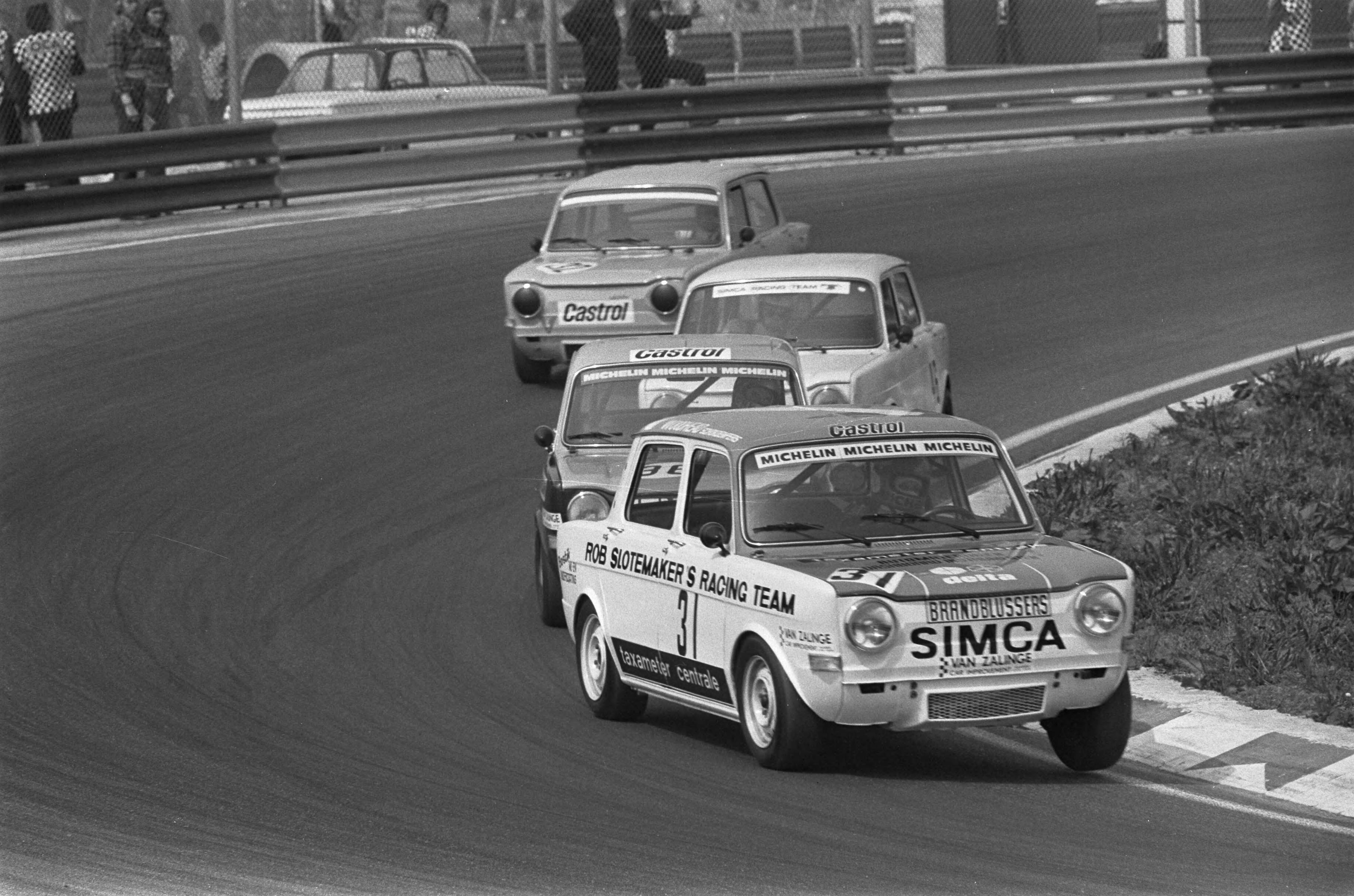 Fotocollectie Anefo — Autoraces op Zandvoort; Jantje Lammers (31) won toerwag tot f. 10.000,-- — Foto: Croes, Rob C. / Anefo. Licentie: Set B: Rechtenvrij / Publiek Domein. Bron: Nationaal Archief. http://hdl.handle.net/10648/ac4b5848-d0b4-102d-bcf8-003048976d84