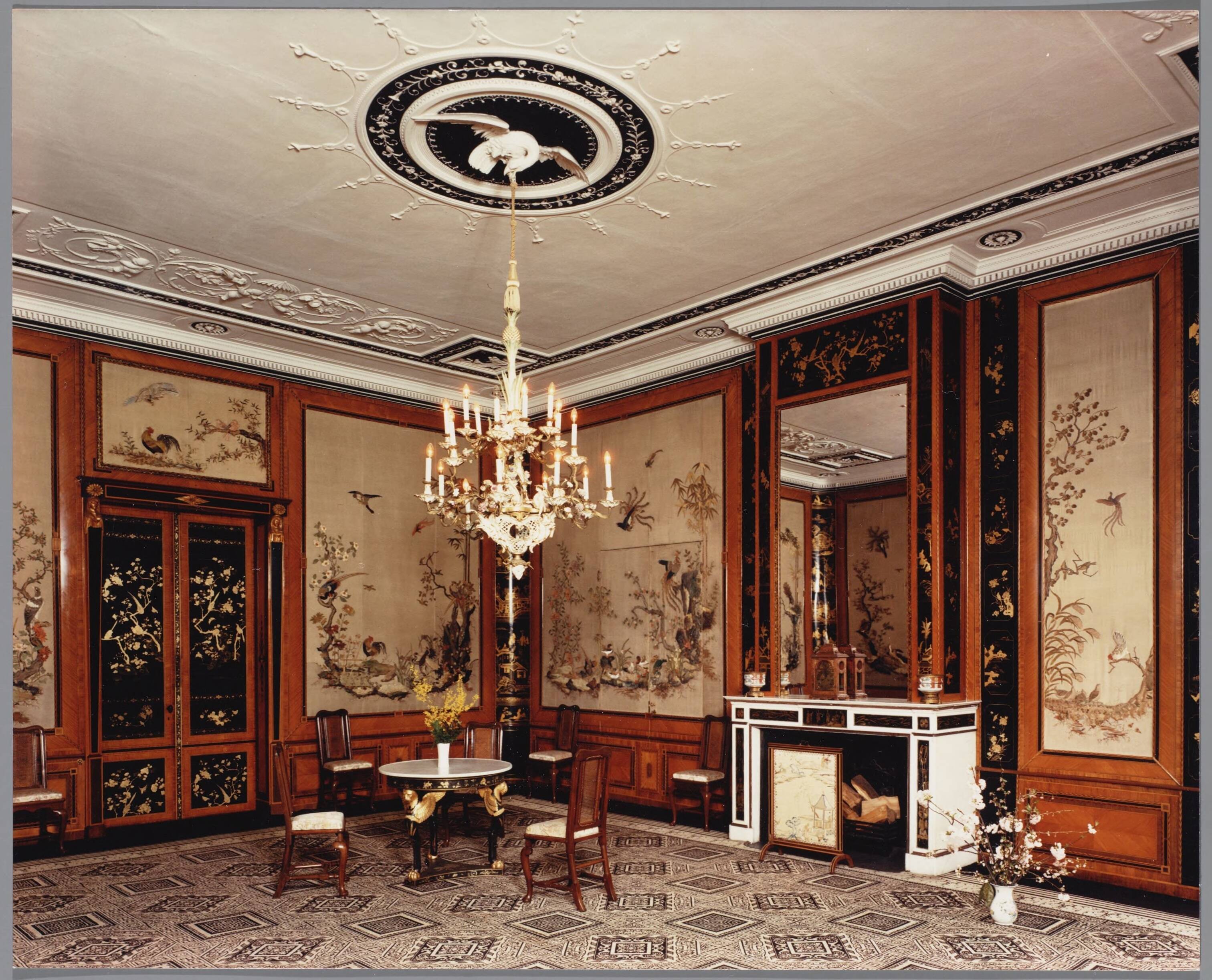 Paleis Huis ten Bosch te Den Haag — Interieur — Foto: Hofmeester, Bart / RVD. Licentie: Set B: Rechtenvrij / Publiek Domein. Bron: Nationaal Archief. http://hdl.handle.net/10648/afa8f5ae-d0b4-102d-bcf8-003048976d84