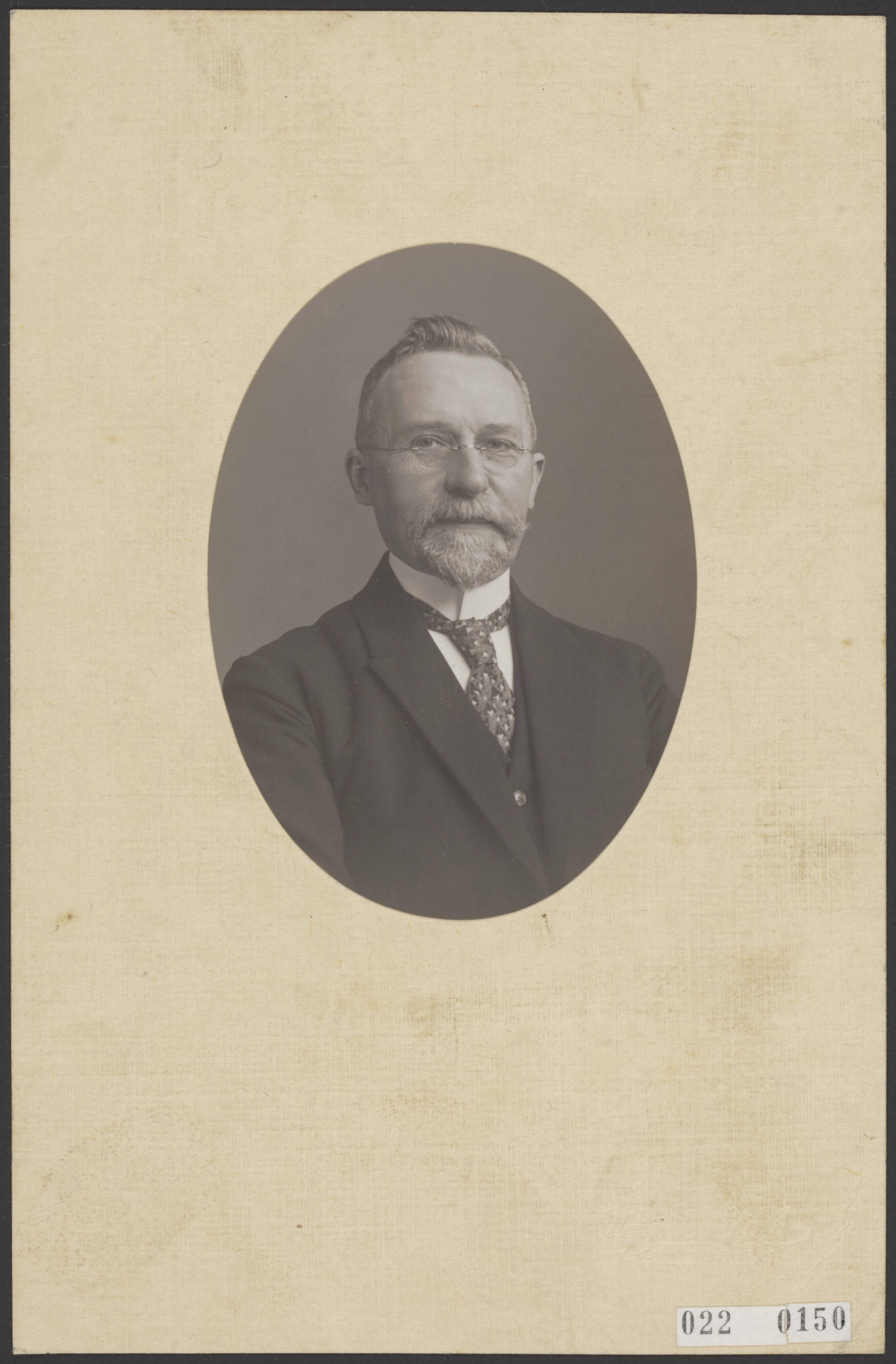 Fotocollectie Elsevier Binnenland — J. van der Meulen, burgemeester van Hazerswoude viert zijn 50 jarig jubileum — Foto: Onbekend / Publiek Domein of Rechtenvrij. Licentie: Set B: Rechtenvrij / Publiek Domein. Bron: Nationaal Archief. http://hdl.handle.net/10648/add13d22-d0b4-102d-bcf8-003048976d84