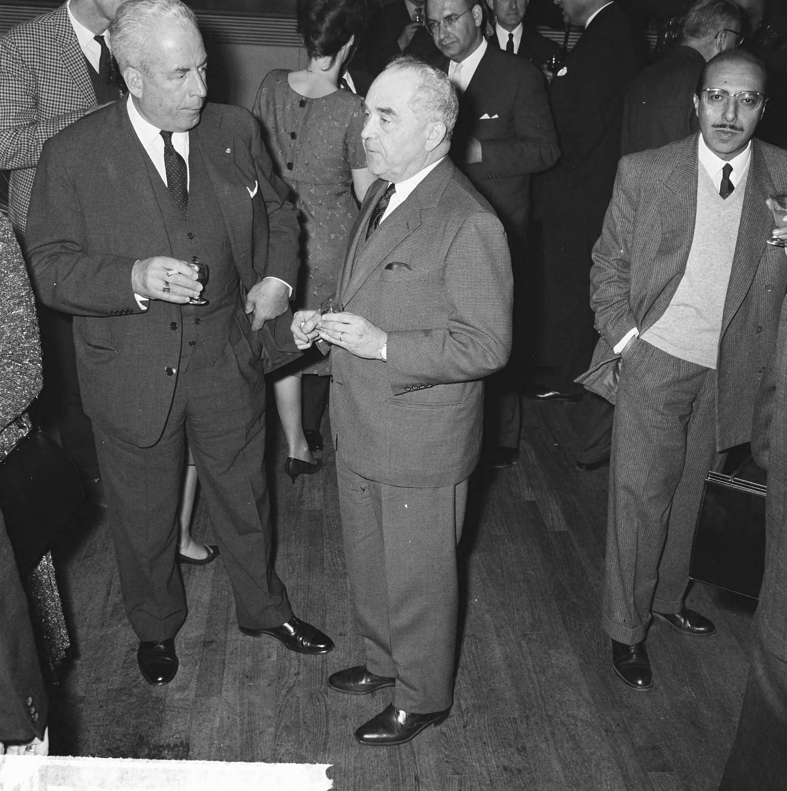 Fotocollectie Anefo — Opdracht Congresgebouw gemeente Den Haag , reportage — Foto: Nijs, Jac. de / Anefo. Licentie: Set B: Rechtenvrij / Publiek Domein. Bron: Nationaal Archief. http://hdl.handle.net/10648/aa637dbc-d0b4-102d-bcf8-003048976d84