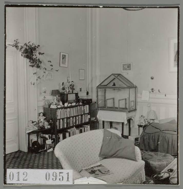 Fotocollectie RVD / Koninklijk Huis — Speelkamer prinses Beatrix op paleis Soestdijk — Foto: Jonker, Henk / Particam Pictures / RVD. Licentie: Set B: Rechtenvrij / Publiek Domein. Bron: Nationaal Archief. http://hdl.handle.net/10648/afa9fca6-d0b4-102d-bcf8-003048976d84