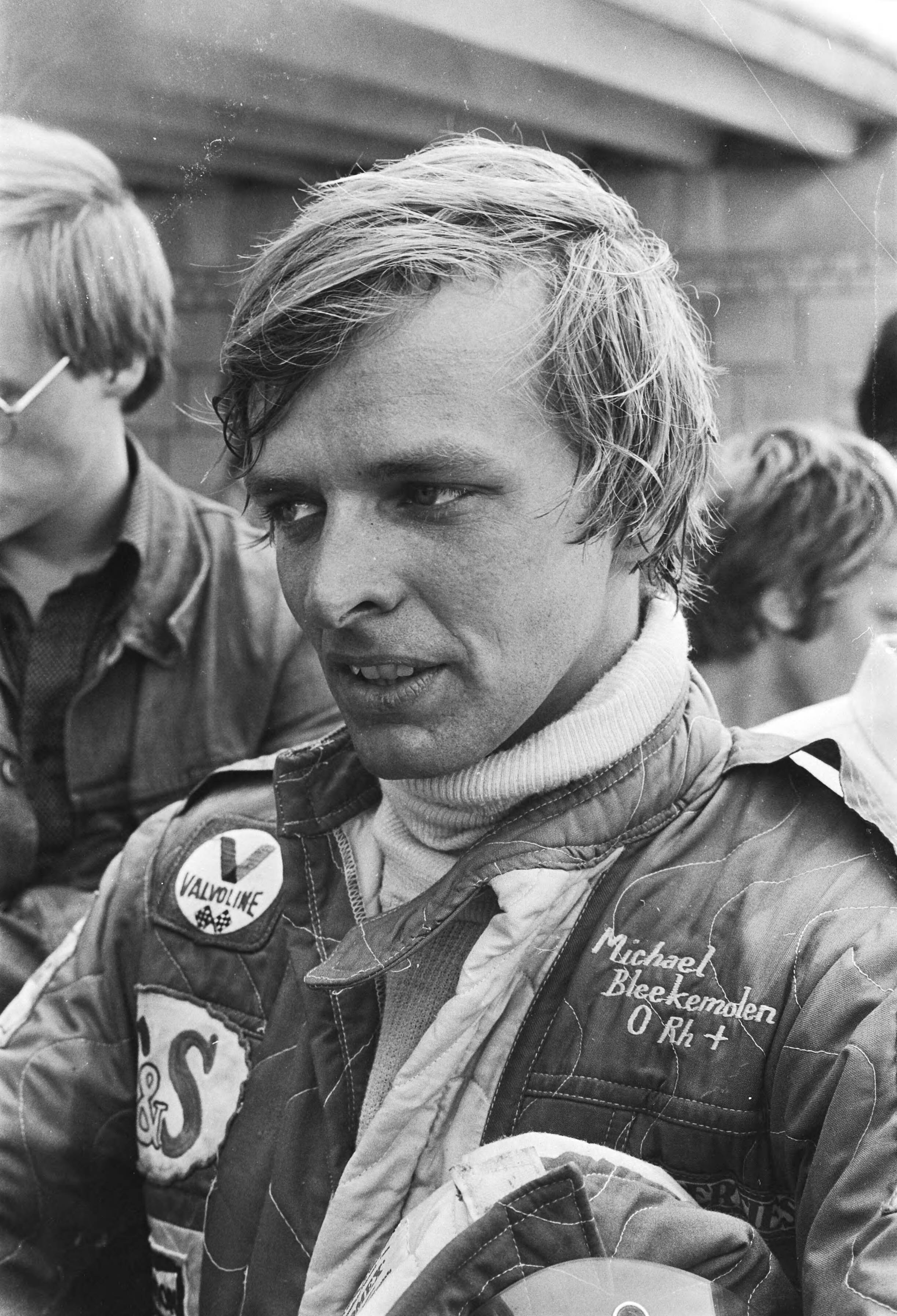 Fotocollectie Anefo — Michael Bleekemolen test ATS-wagen voor Grand Prix op Zandvoort (kop) — Foto: Verhoeff, Bert / Anefo. Licentie: Set B: Rechtenvrij / Publiek Domein. Bron: Nationaal Archief. http://hdl.handle.net/10648/acba2188-d0b4-102d-bcf8-003048976d84