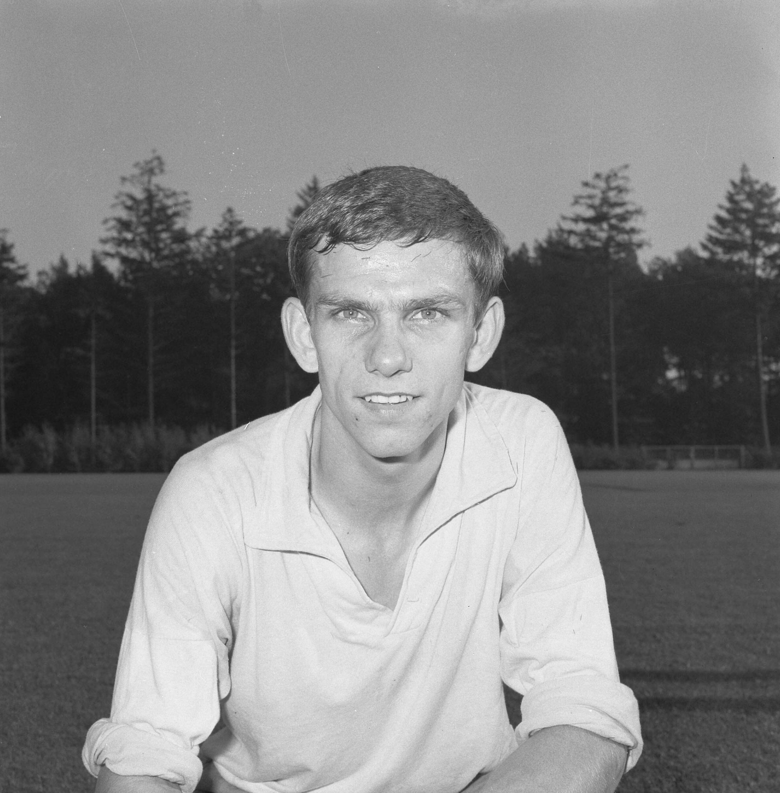 Fotocollectie Anefo — Willy Dullens (Sittardia) — Foto: Kroon, Ron / Anefo. Licentie: Set B: Rechtenvrij / Publiek Domein. Bron: Nationaal Archief. http://hdl.handle.net/10648/ad79a378-d0b4-102d-bcf8-003048976d84