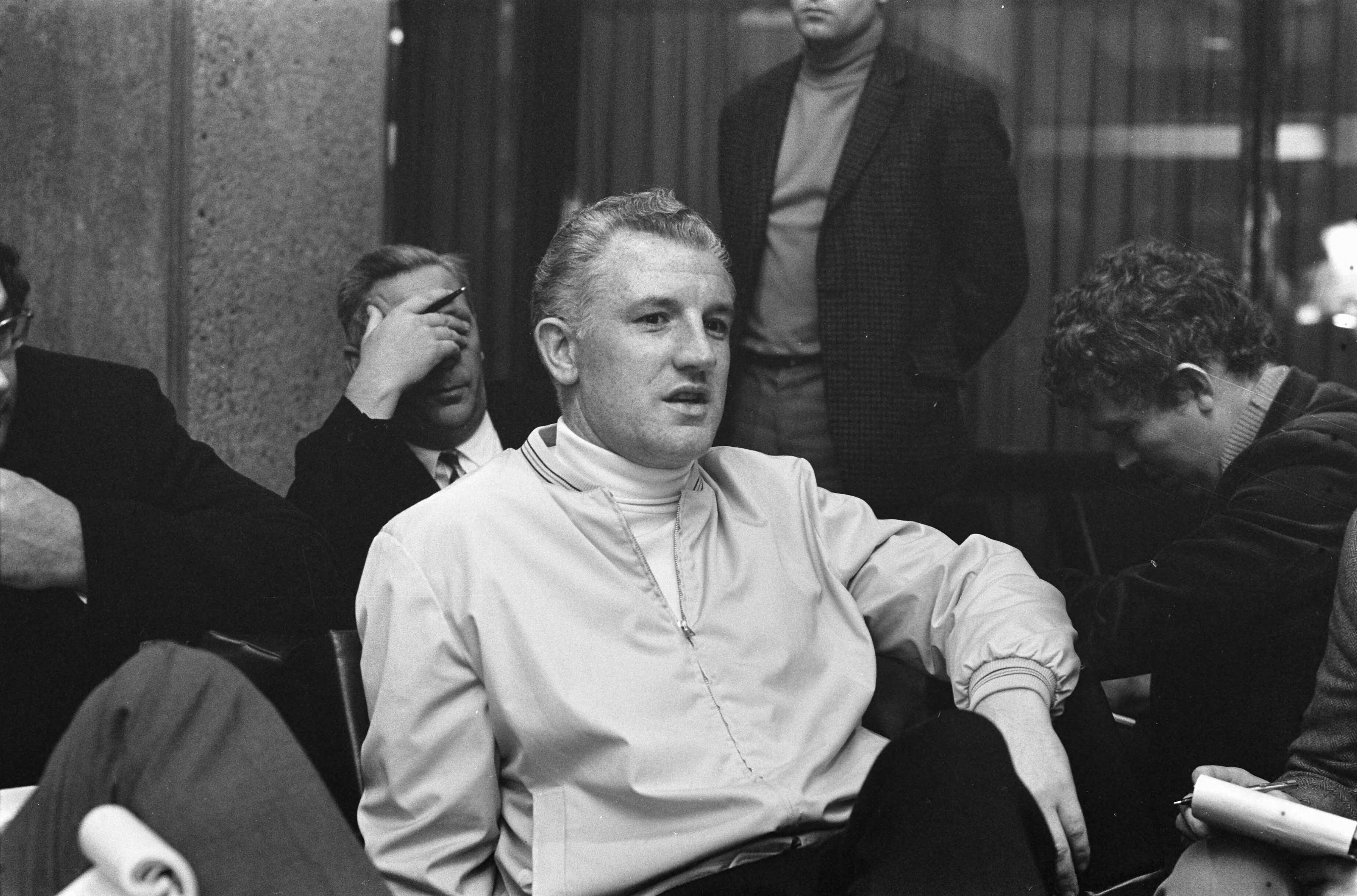 Fotocollectie Anefo — Nederlands elftal in het trainingscentrum te Zeist voor de wedstrijd tegen Engeland. Kessler — Foto: Evers, Joost / Anefo. Licentie: Set B: Rechtenvrij / Publiek Domein. Bron: Nationaal Archief. http://hdl.handle.net/10648/ab7ff14e-d0b4-102d-bcf8-003048976d84
