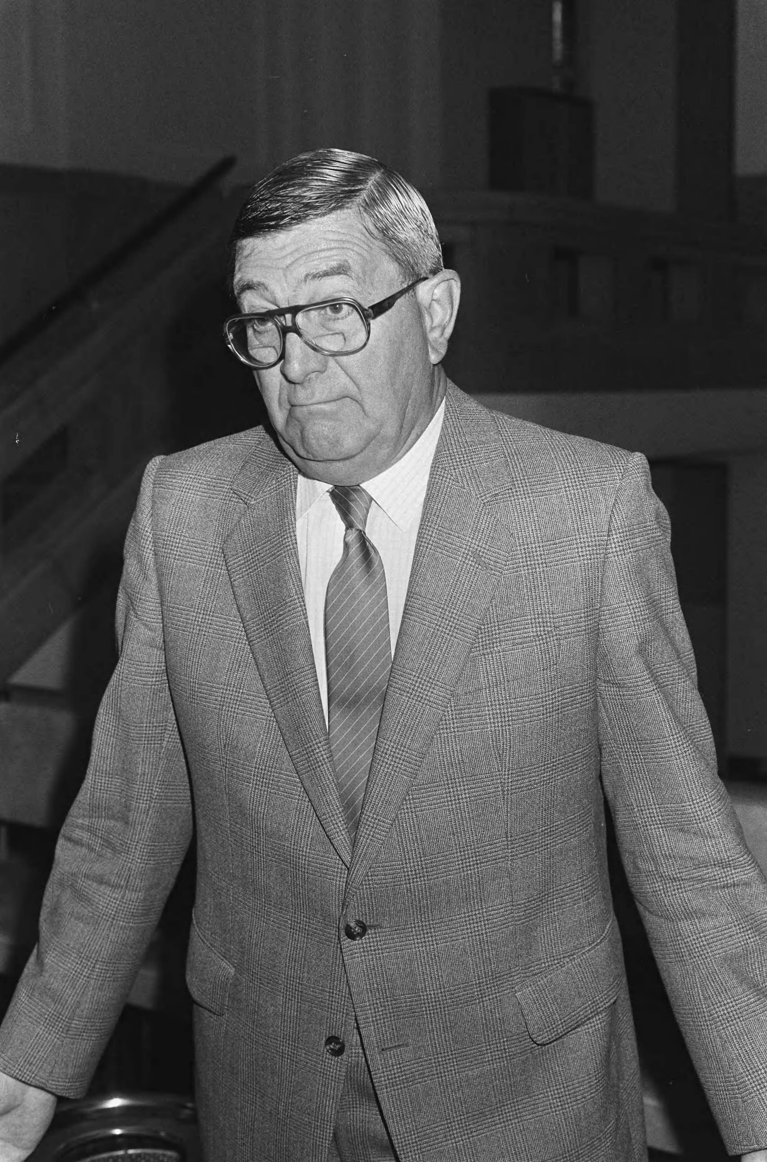 Fotocollectie Anefo — Voortzetting APB-proces in Maastricht; verdachte ir. J. van Zon — Foto: Molendijk, Bart / Anefo. Licentie: Set B: Rechtenvrij / Publiek Domein. Bron: Nationaal Archief. http://hdl.handle.net/10648/ad569144-d0b4-102d-bcf8-003048976d84