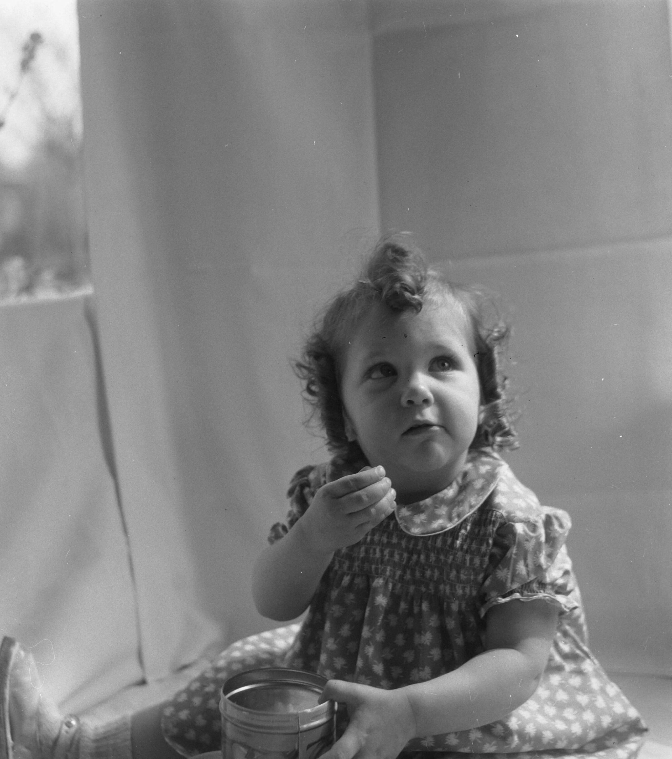 Fotocollectie Anefo — Kindje Werner (Zeist) — Foto: Merk, Ben / Anefo. Licentie: Set B: Rechtenvrij / Publiek Domein. Bron: Nationaal Archief. http://hdl.handle.net/10648/a8c6c2ca-d0b4-102d-bcf8-003048976d84