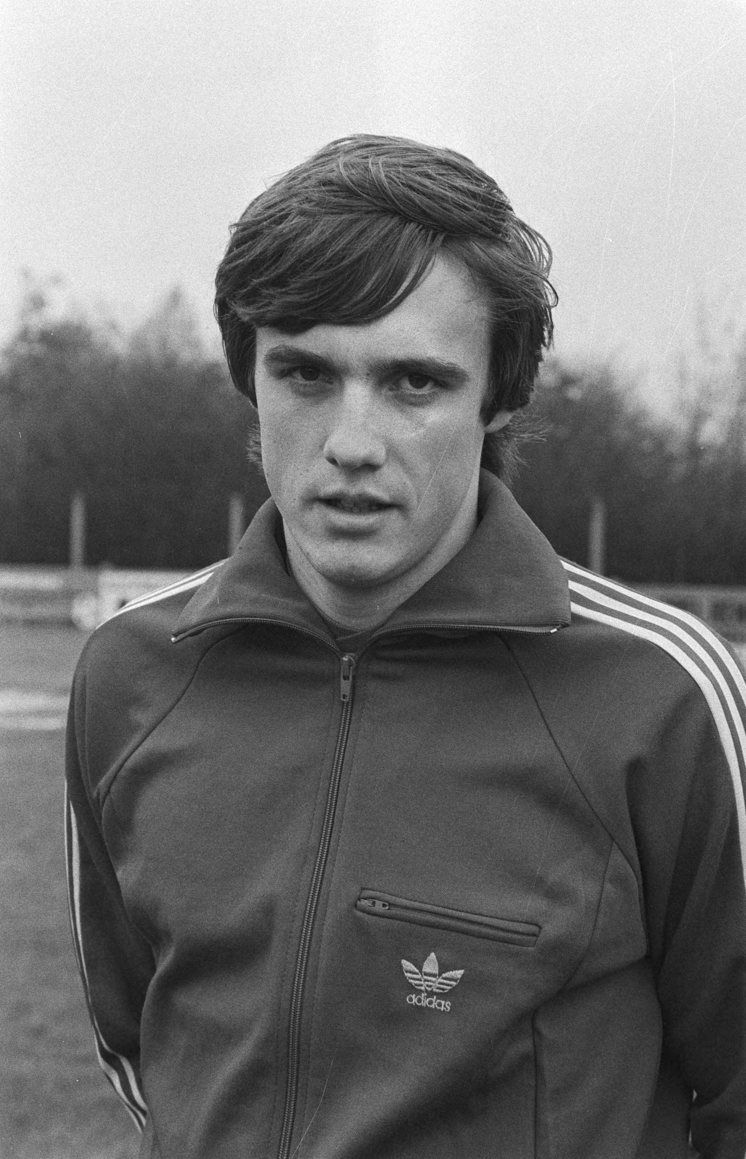 Fotocollectie Anefo — Training Belgisch nationale voetbalelftal in Mechelen voor de wedstrijd woensdag tegen Nederland (voorronde WK). Erwin Vandenbergh — Foto: Dijk, Hans van / Anefo. Licentie: Set B: Rechtenvrij / Publiek Domein. Bron: Nationaal Archief. http://hdl.handle.net/10648/acedcf60-d0b4-102d-bcf8-003048976d84