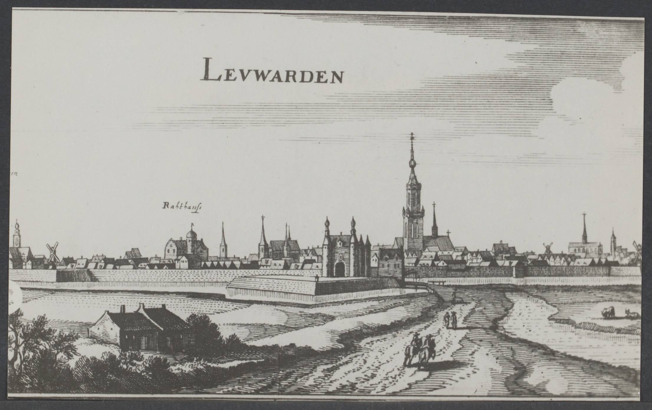 Leeuwarden (Ljouwert) VI - Gebouwen — [Prent. Stadsgezicht van Leeuwarden] — Foto: Onbekend / Publiek Domein of Rechtenvrij. Licentie: Set B: Rechtenvrij / Publiek Domein. Bron: Nationaal Archief. http://hdl.handle.net/10648/bc3a17c1-ec47-c009-29b3-cf29f2d31182