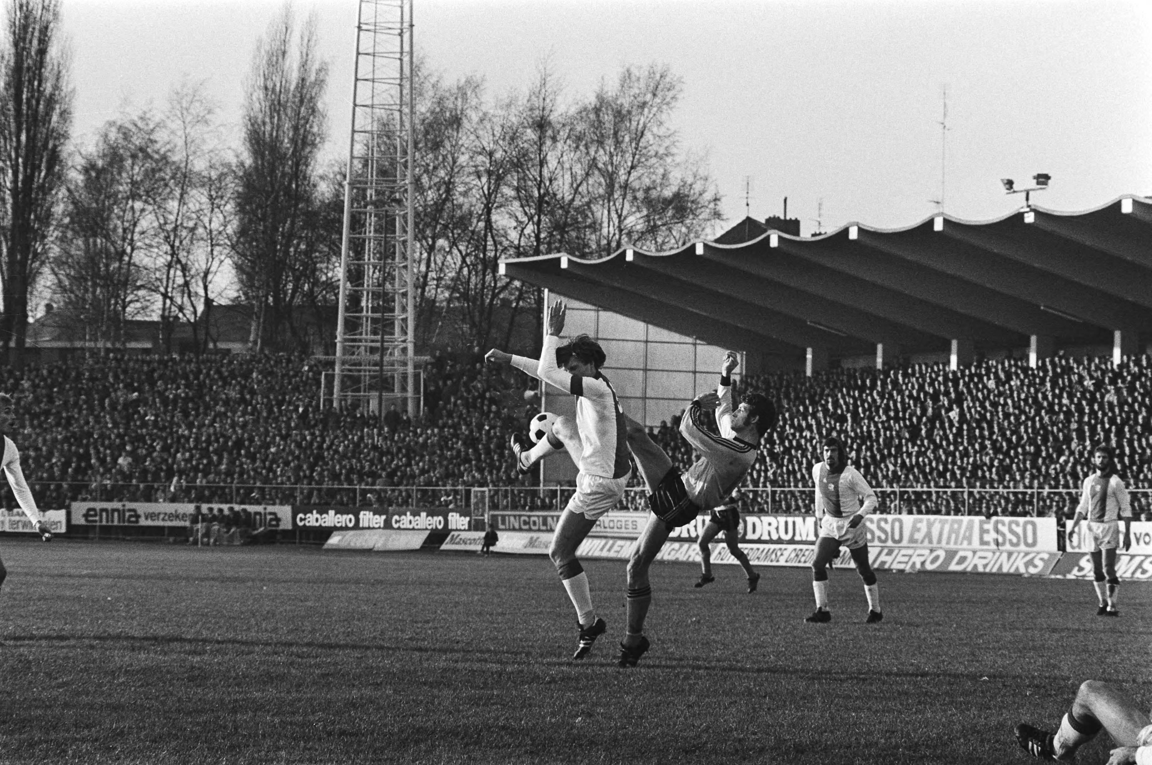 Fotocollectie Anefo — Roda JC tegen Ajax 2-3 — Foto: Verhoeff, Bert / Anefo. Licentie: Set B: Rechtenvrij / Publiek Domein. Bron: Nationaal Archief. http://hdl.handle.net/10648/ac9161c6-d0b4-102d-bcf8-003048976d84