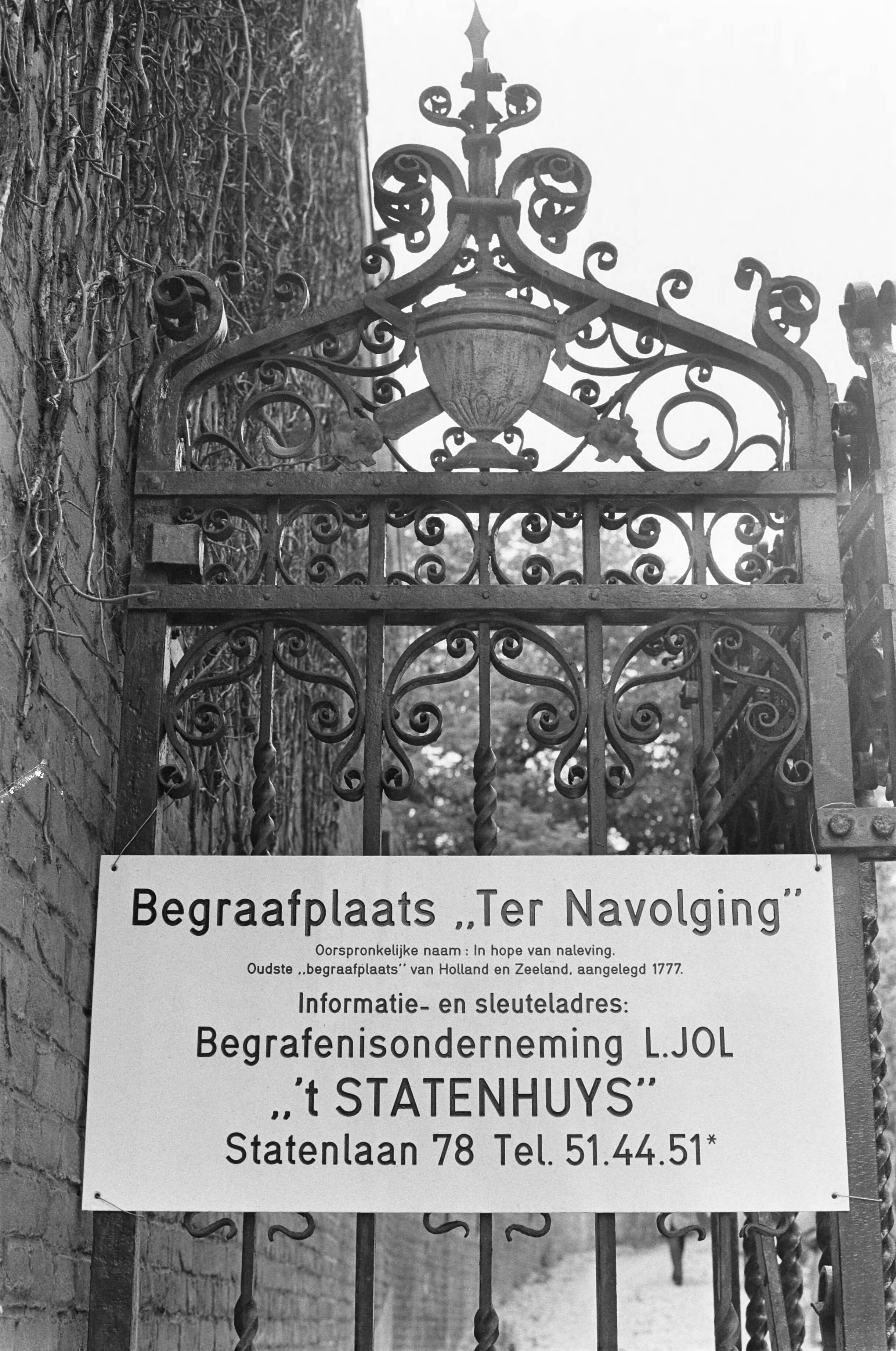 Fotocollectie Anefo — Groen van Prinsteren herdenking in Den Haag , opdracht Nederlandse Gedachten — Foto: Mieremet, Rob / Anefo. Licentie: Set B: Rechtenvrij / Publiek Domein. Bron: Nationaal Archief. http://hdl.handle.net/10648/ac84126e-d0b4-102d-bcf8-003048976d84