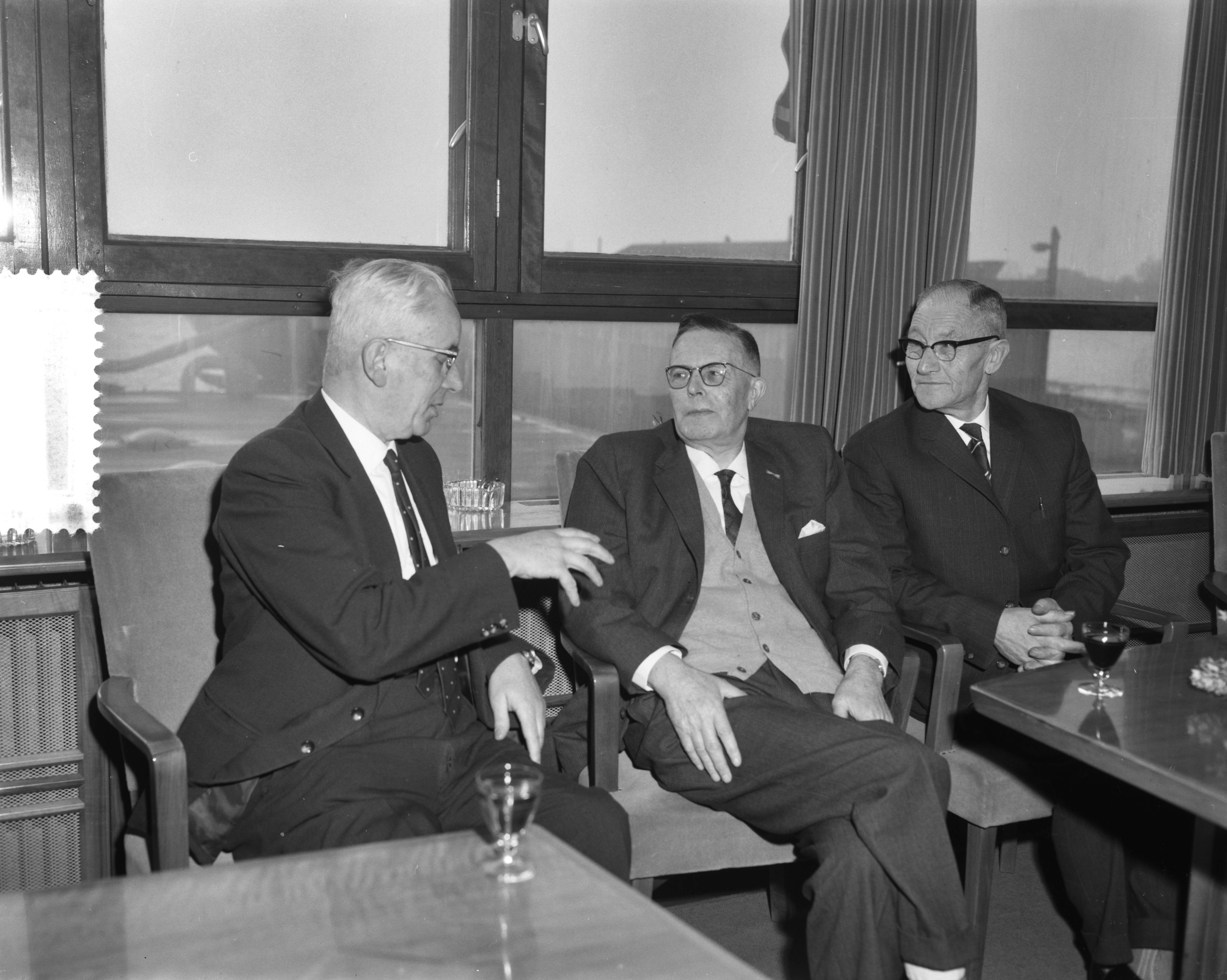 Fotocollectie Anefo — Kiellegging van het veerschip "Marsdiep" van de N.V. Teso bij de N.V. Zaanlandsche Scheepsbouw Maatschappij — Foto: Bilsen, Joop van / Anefo. Licentie: Set B: Rechtenvrij / Publiek Domein. Bron: Nationaal Archief. http://hdl.handle.net/10648/a9fb7cda-d0b4-102d-bcf8-003048976d84