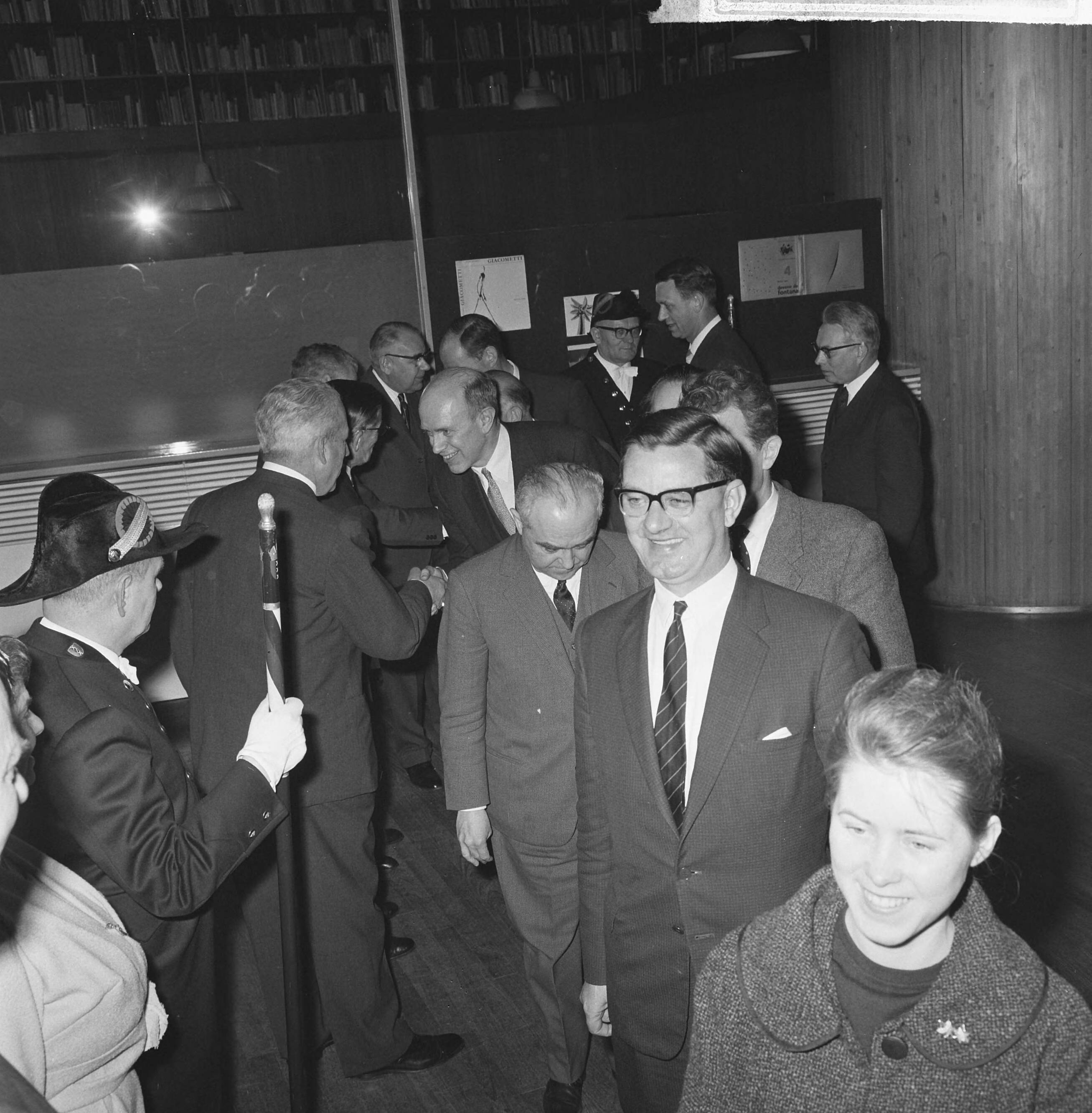 Fotocollectie Anefo — Opdracht Congresgebouw gemeente Den Haag , reportage — Foto: Nijs, Jac. de / Anefo. Licentie: Set B: Rechtenvrij / Publiek Domein. Bron: Nationaal Archief. http://hdl.handle.net/10648/aa638028-d0b4-102d-bcf8-003048976d84
