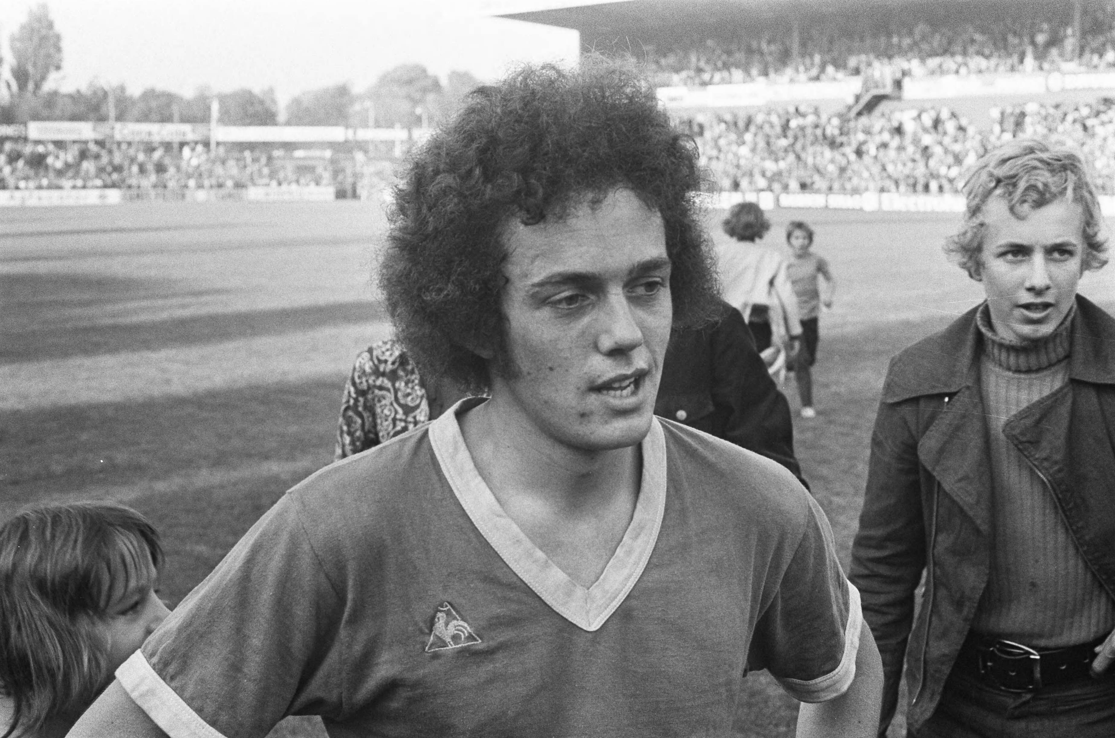 Fotocollectie Anefo — FC Den Haag tegen Feyenoord 3-2, Hans Bres (FC Den Haag) — Foto: Verhoeff, Bert / Anefo. Licentie: Set B: Rechtenvrij / Publiek Domein. Bron: Nationaal Archief. http://hdl.handle.net/10648/abf889f6-d0b4-102d-bcf8-003048976d84