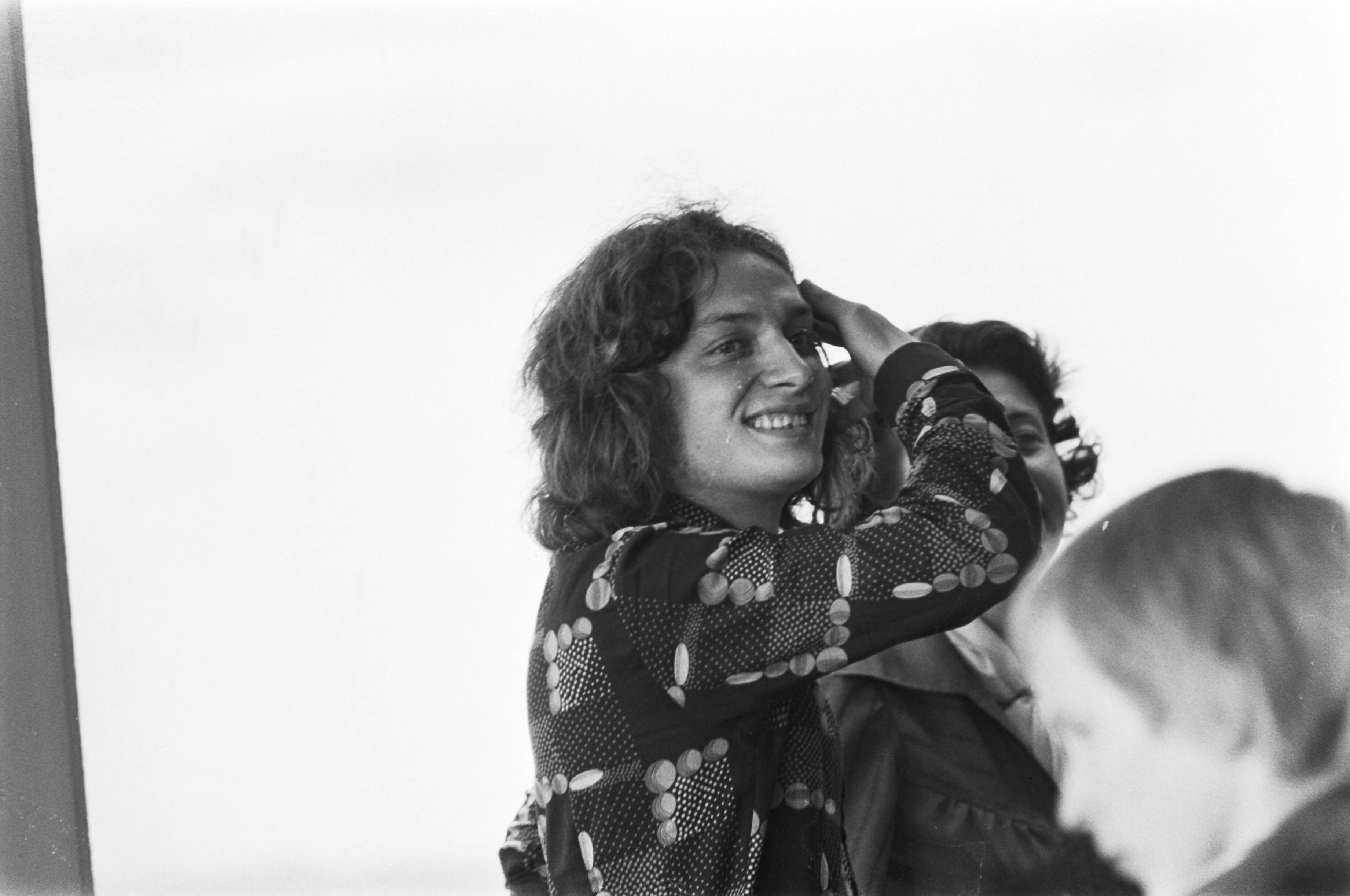 Fotocollectie Anefo — Nederlandse Schaakkampioenschappen Leeuwarden; een lachende Timman, kop — Foto: Mieremet, Rob / Anefo. Licentie: Set B: Rechtenvrij / Publiek Domein. Bron: Nationaal Archief. http://hdl.handle.net/10648/ac826e5a-d0b4-102d-bcf8-003048976d84