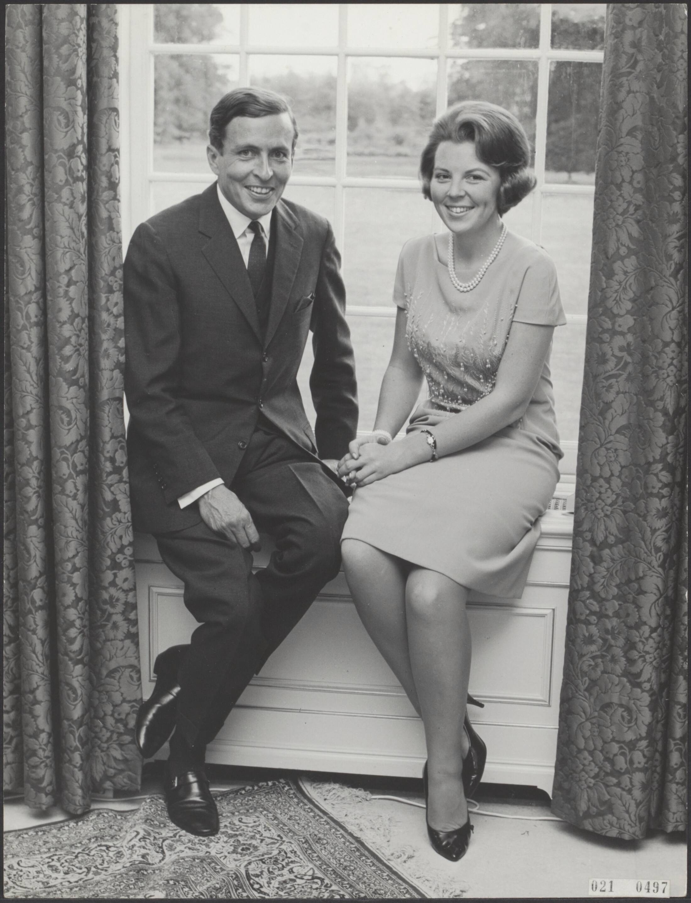 Fotocollectie Elsevier Binnenland — Prinses Beatrix en haar verloofde Claus von Amsberg — Foto: Koot, Max / RVD. Licentie: Set B: Rechtenvrij / Publiek Domein. Bron: Nationaal Archief. http://hdl.handle.net/10648/adcf480a-d0b4-102d-bcf8-003048976d84