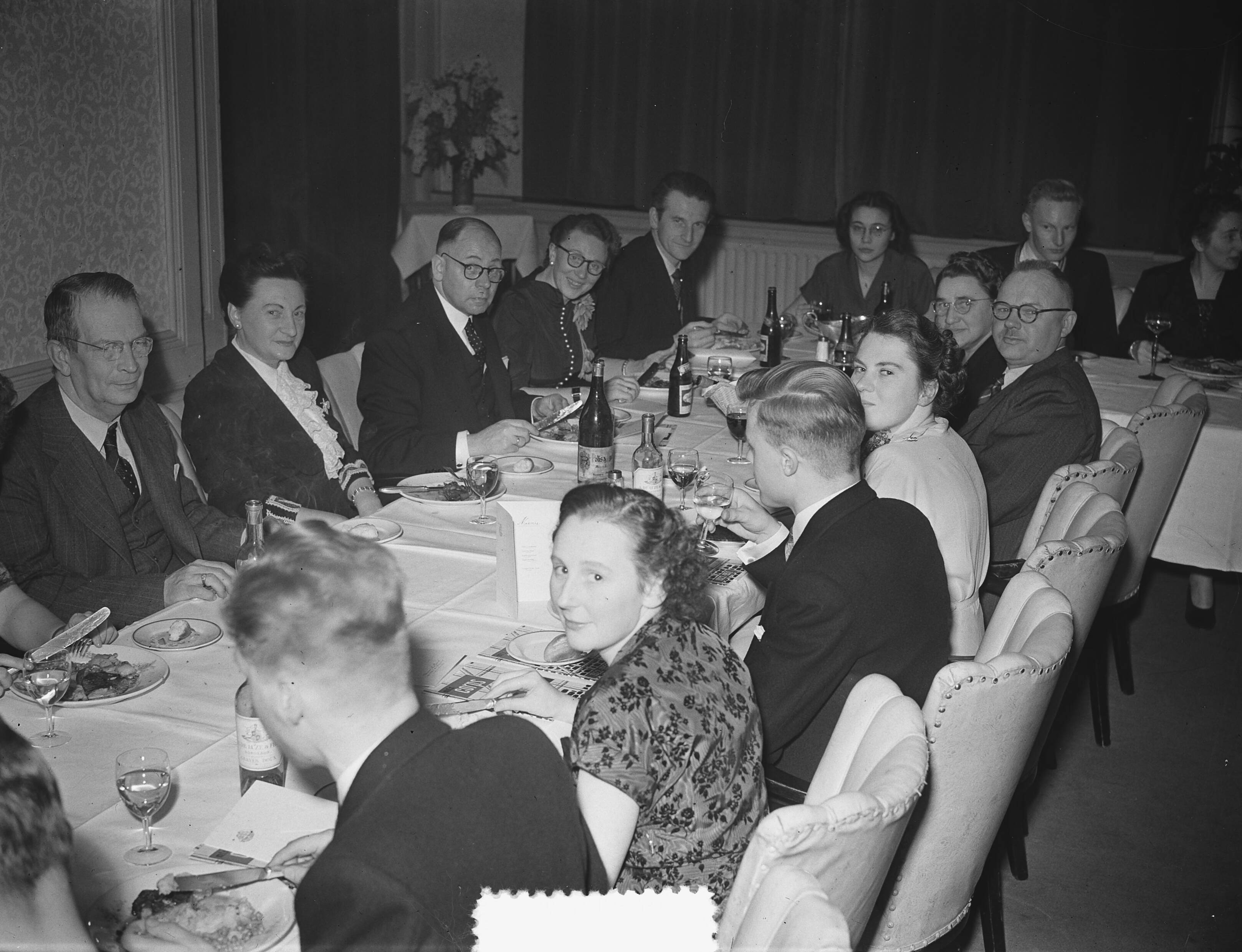 MTS Den Haag jubileum — Foto: Bilsen, Joop van / Anefo. — Licentie: Set B: Rechtenvrij / Publiek Domein. Bron: Nationaal Archief. http://hdl.handle.net/10648/a8f4655e-d0b4-102d-bcf8-003048976d84