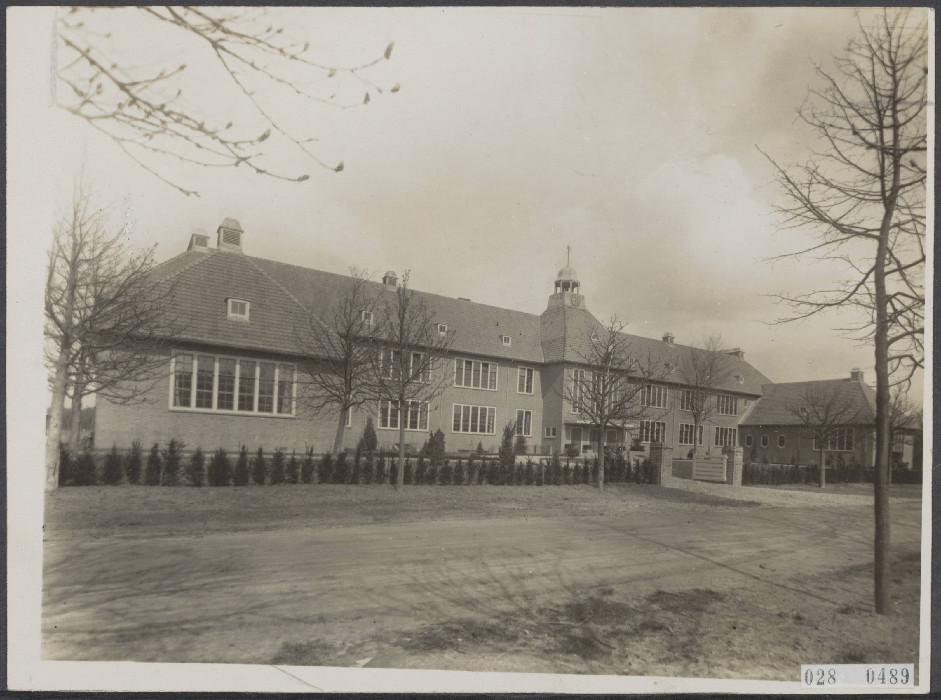 Fotocollectie Elsevier Binnenland — Het Christelijk Lyceum te Zeist — Foto: N.V. Vereenigde Fotobureaux. Licentie: Set B: Rechtenvrij / Publiek Domein. Bron: Nationaal Archief. http://hdl.handle.net/10648/adddf256-d0b4-102d-bcf8-003048976d84