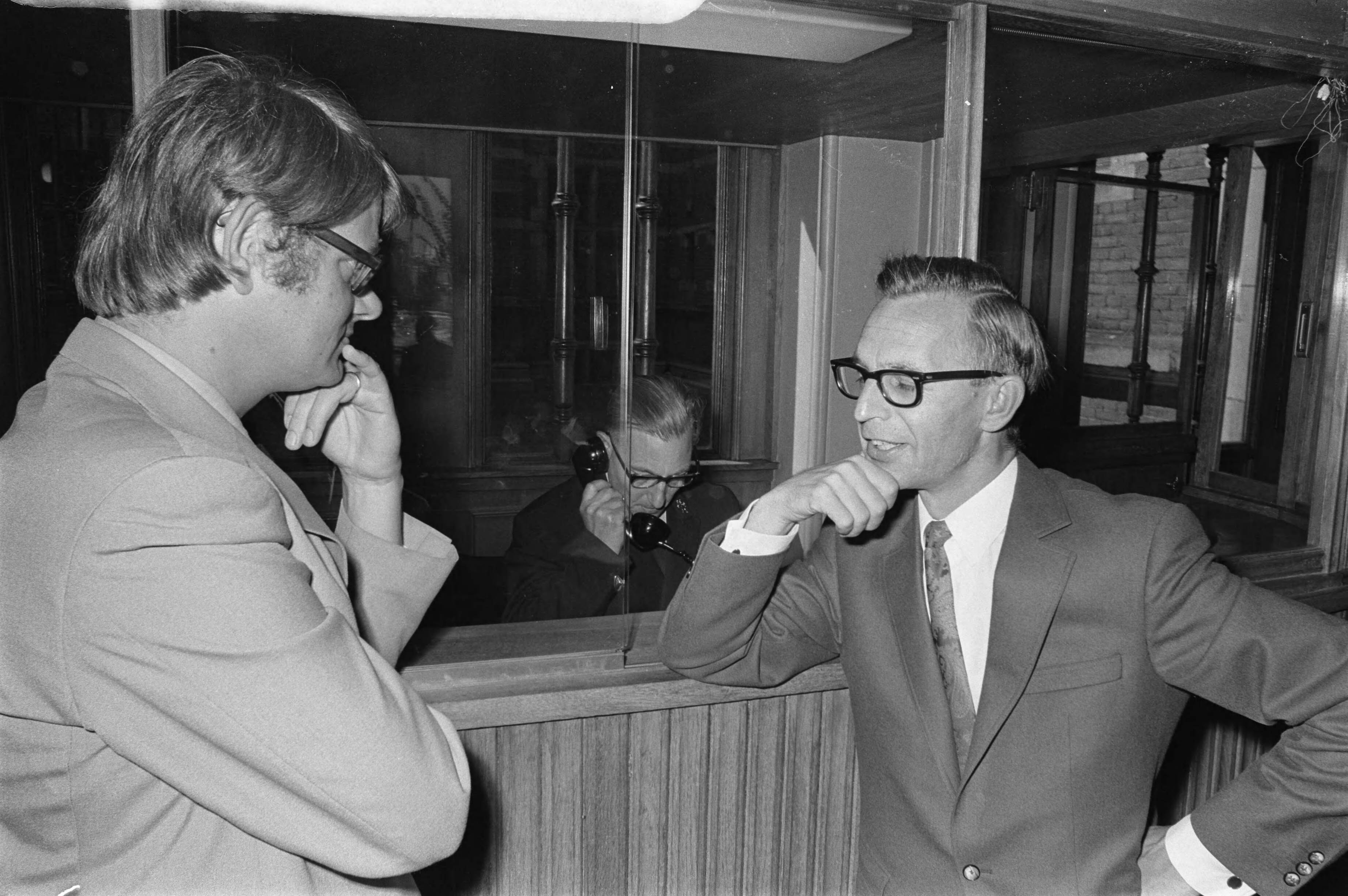 Fotocollectie Anefo — Ministerraad vergadert in Ministerie van Justitie over lonen en economische bestand, Den Haag ; nr. 11, 12: rechts Nelissen, nr. 13: Nelissen — Foto: Evers, Joost / Anefo. Licentie: Set B: Rechtenvrij / Publiek Domein. Bron: Nationaal Archief. http://hdl.handle.net/10648/aba28b32-d0b4-102d-bcf8-003048976d84