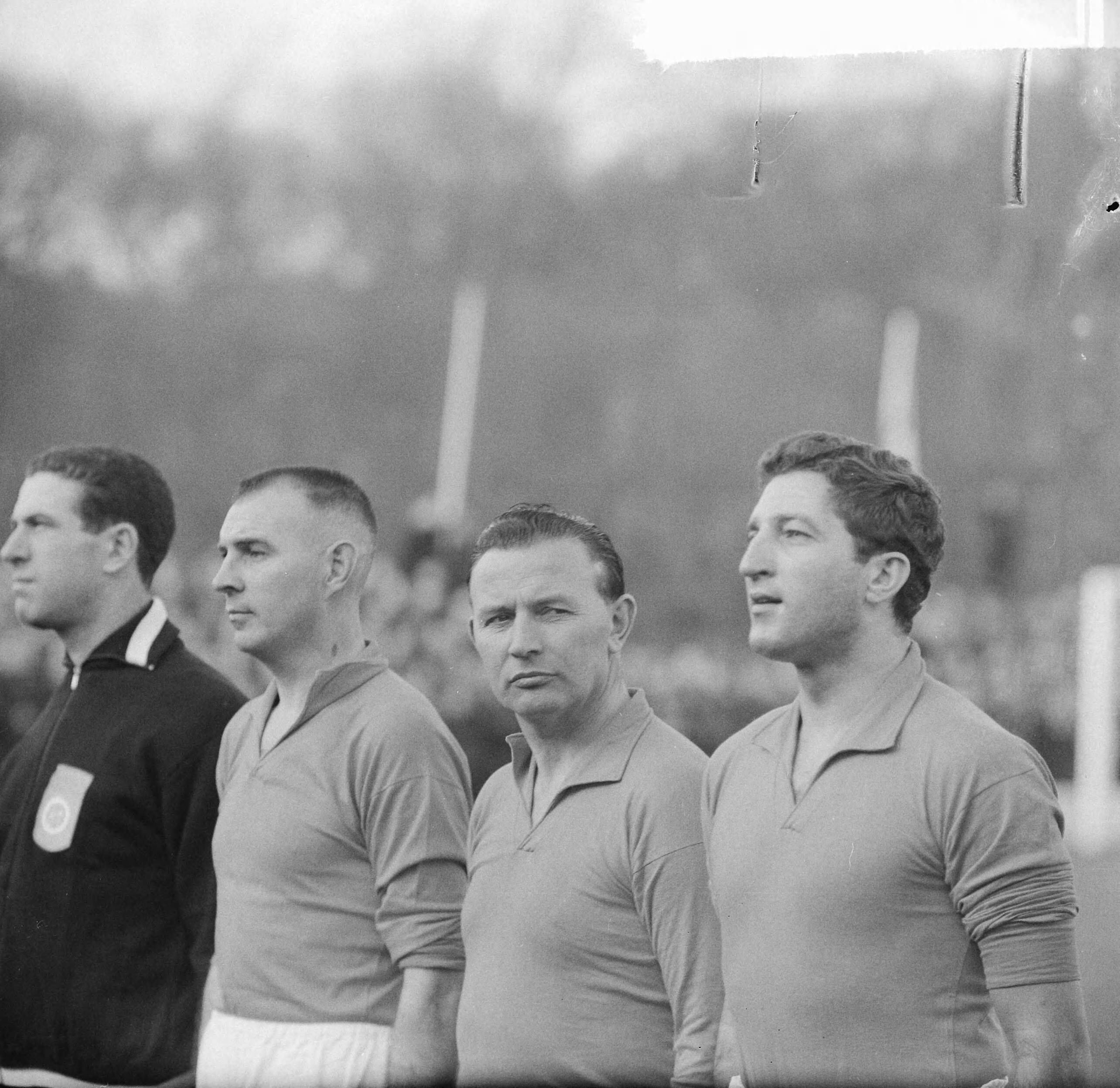 Fotocollectie Anefo — Voetbal. Oud-internationals tegen HFC 5-3. Vlnr Ger van Mourik, Rinus Schaap, Abe Lenstra, Hans Boskamp — Foto: Nijs, Jac. de / Anefo. Licentie: Set B: Rechtenvrij / Publiek Domein. Bron: Nationaal Archief. http://hdl.handle.net/10648/aa8b8ef6-d0b4-102d-bcf8-003048976d84