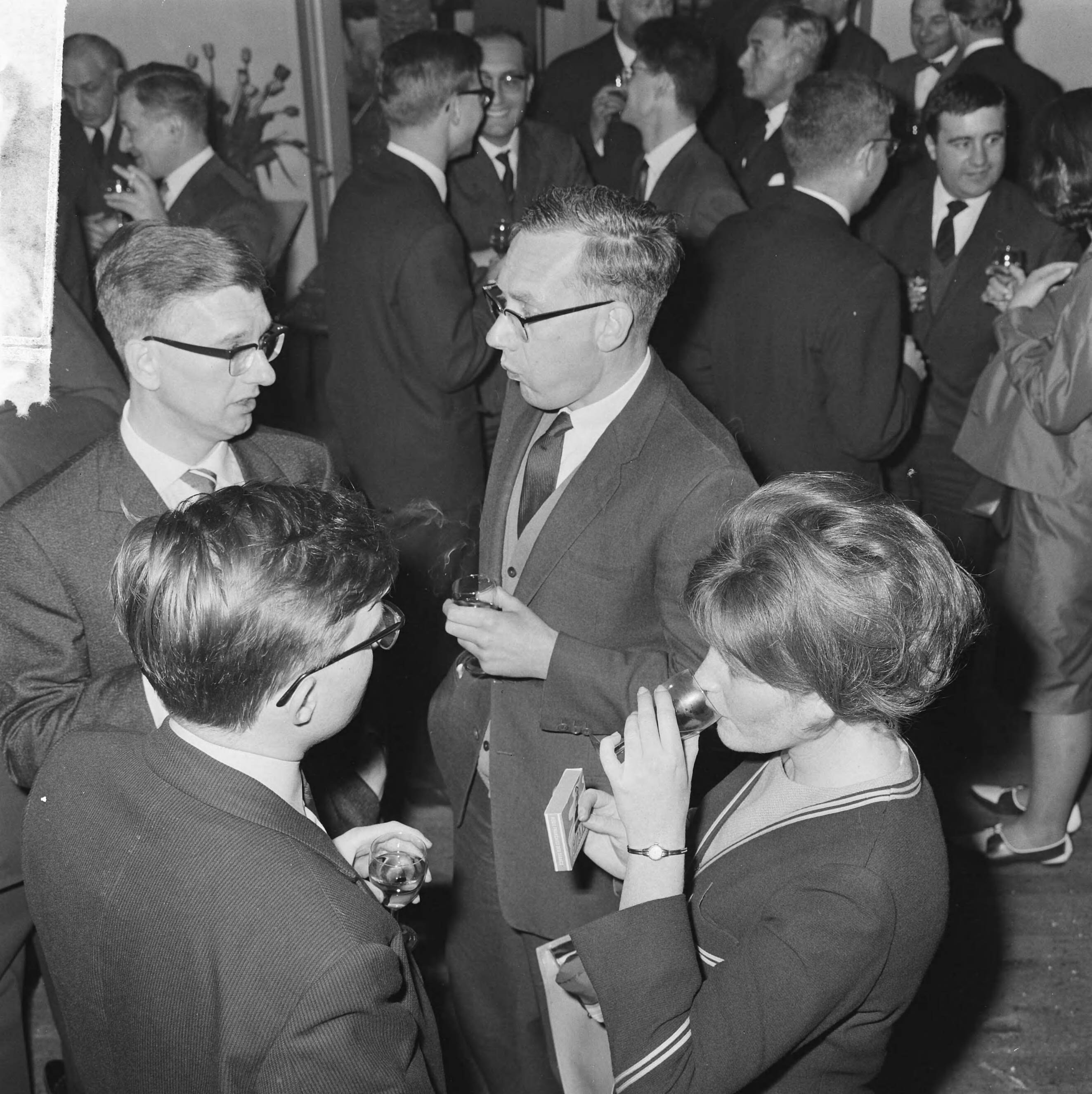 Fotocollectie Anefo — Opdracht Congresgebouw gemeente Den Haag , reportage — Foto: Nijs, Jac. de / Anefo. Licentie: Set B: Rechtenvrij / Publiek Domein. Bron: Nationaal Archief. http://hdl.handle.net/10648/aa638bc2-d0b4-102d-bcf8-003048976d84