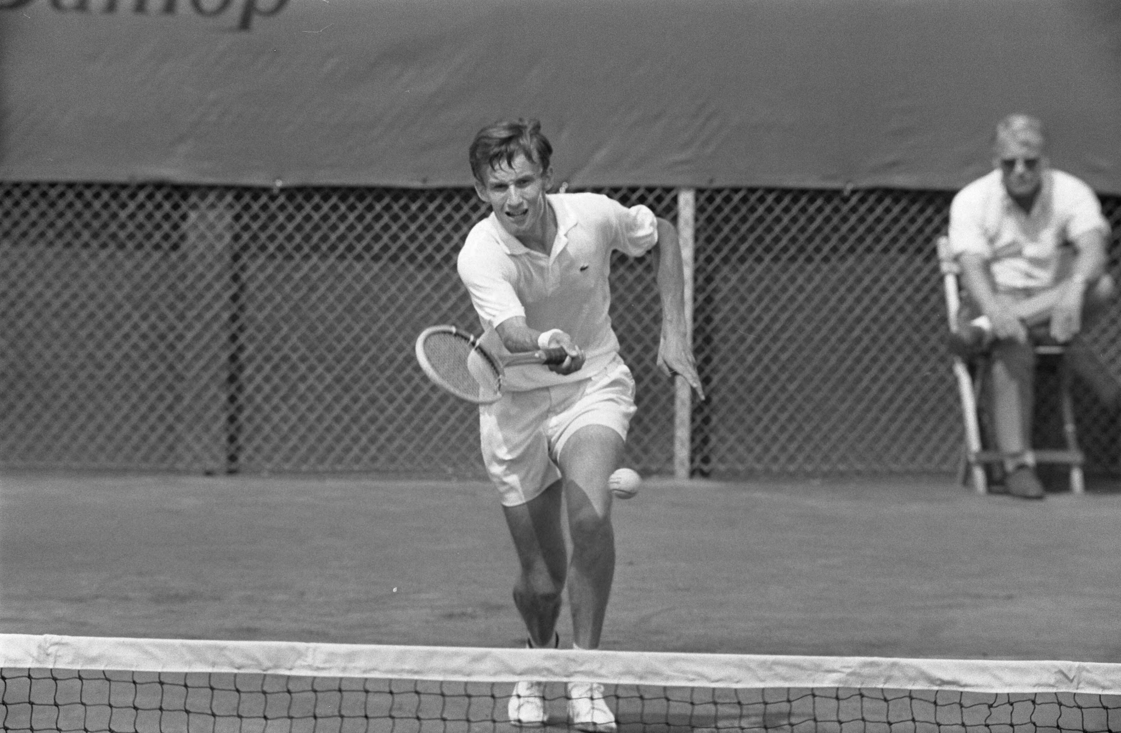 Fotocollectie Anefo — Nationale tenniskampioenschappen te Scheveningen: nr. 10,11 Coebergh aktie, nr. 12 Fleury aktie — Foto: Koch, Eric / Anefo. Licentie: Set B: Rechtenvrij / Publiek Domein. Bron: Nationaal Archief. http://hdl.handle.net/10648/ab762e98-d0b4-102d-bcf8-003048976d84