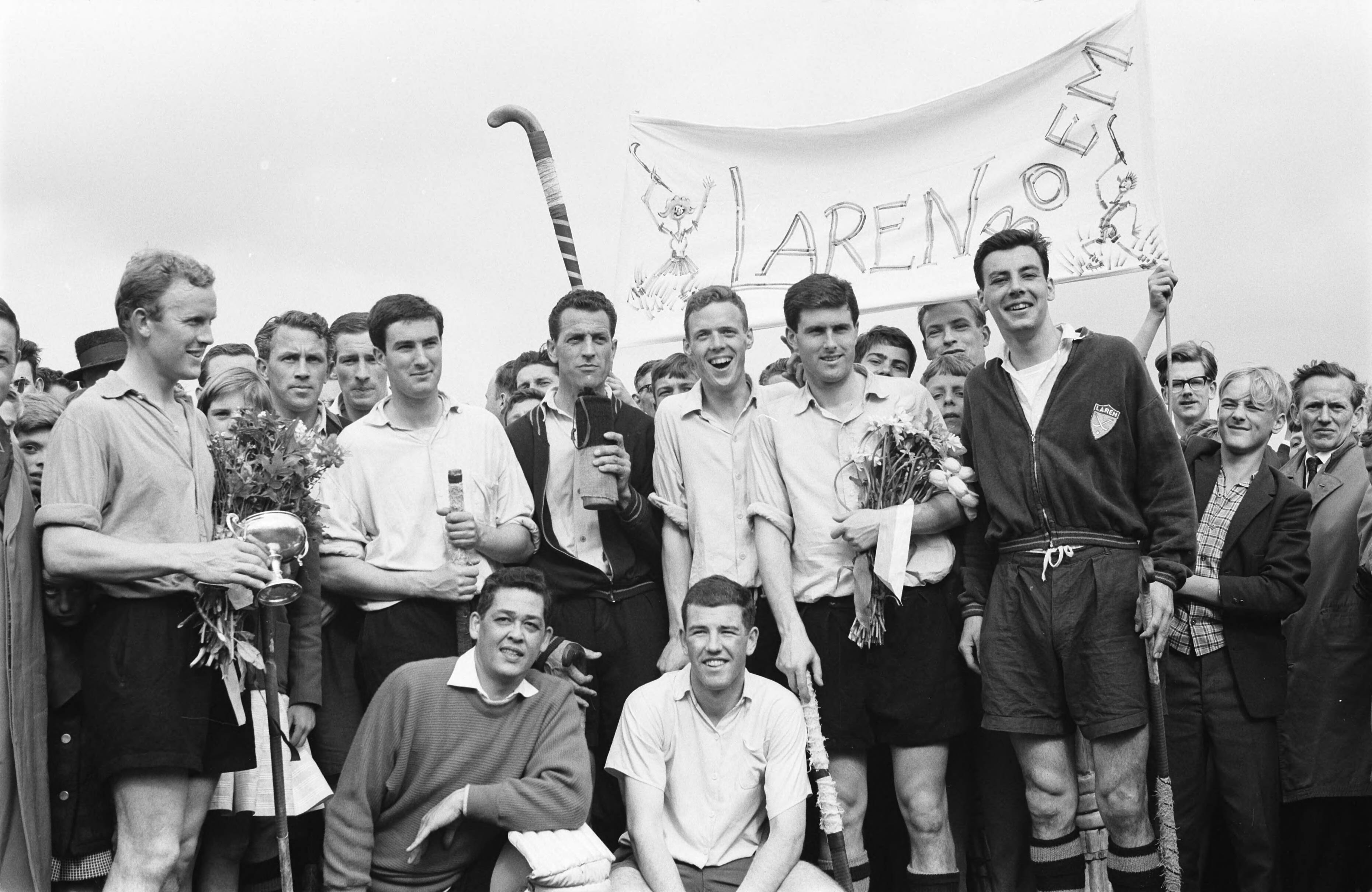 Fotocollectie Anefo — Hockey. Laren tegen Venlo 2-0. Spelmoment — Foto: Pot, Harry / Anefo. Licentie: Set B: Rechtenvrij / Publiek Domein. Bron: Nationaal Archief. http://hdl.handle.net/10648/a9d4cbe4-d0b4-102d-bcf8-003048976d84