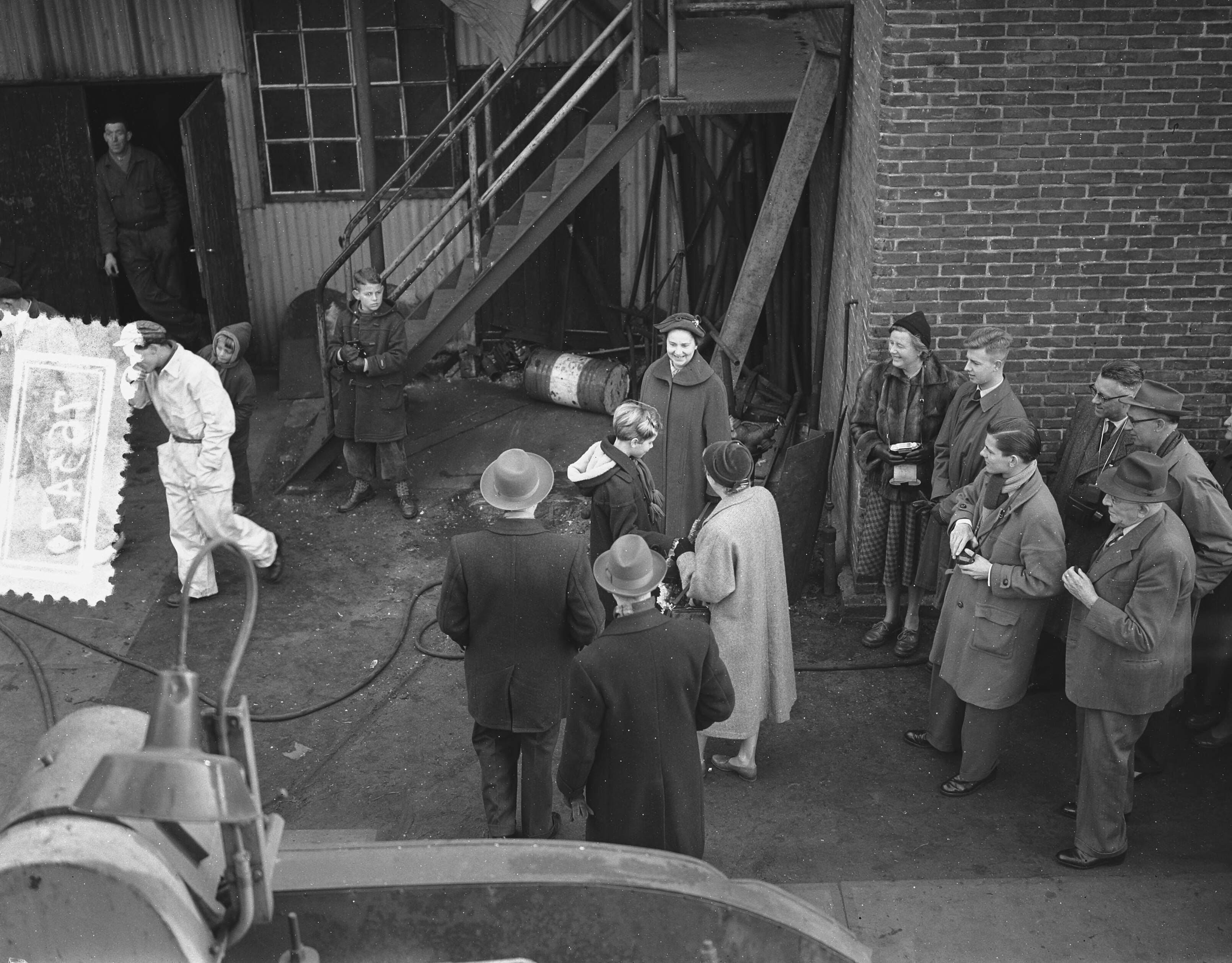 Tewaterlating van het m.s. "Ulla Danielsen" bij de Zaanlandse Scheepsbouw Maatschappij — Foto: Bilsen, Joop van / Anefo. — Licentie: Set B: Rechtenvrij / Publiek Domein. Bron: Nationaal Archief. http://hdl.handle.net/10648/a9444ed4-d0b4-102d-bcf8-003048976d84