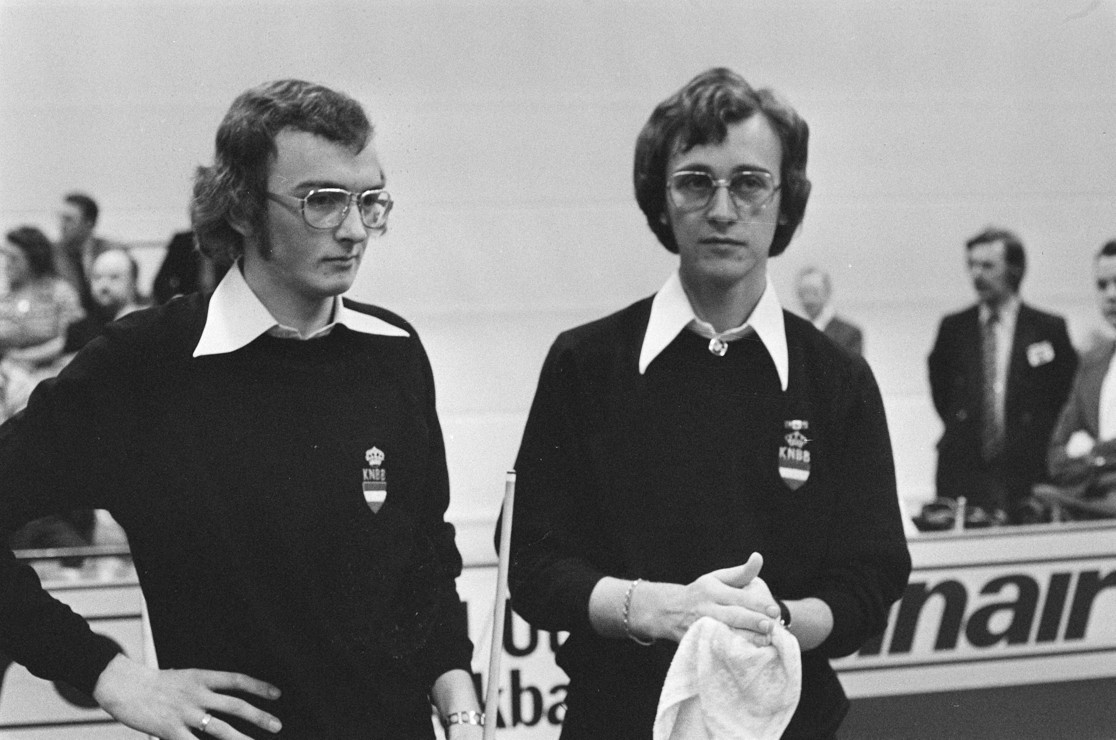 Fotocollectie Anefo — Europese kampioenschappen biljarten 47/2 in Vugt begonne Haverman (links) en Van der Smissen (rechts) — Foto: Verhoeff, Bert / Anefo. Licentie: Set B: Rechtenvrij / Publiek Domein. Bron: Nationaal Archief. http://hdl.handle.net/10648/ac7a835c-d0b4-102d-bcf8-003048976d84
